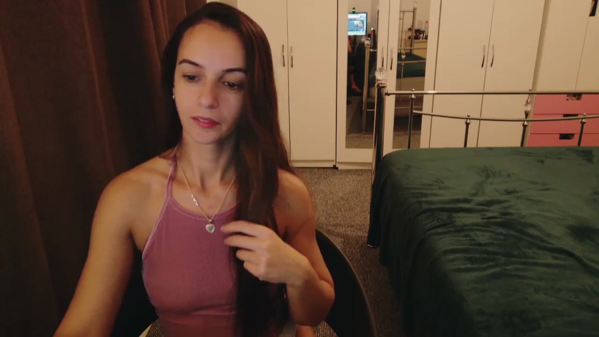 Gallery image thumbnail from KarlaOlivia's myfreecams stream on, 10/01/2025, 20:01 image 15 of 20