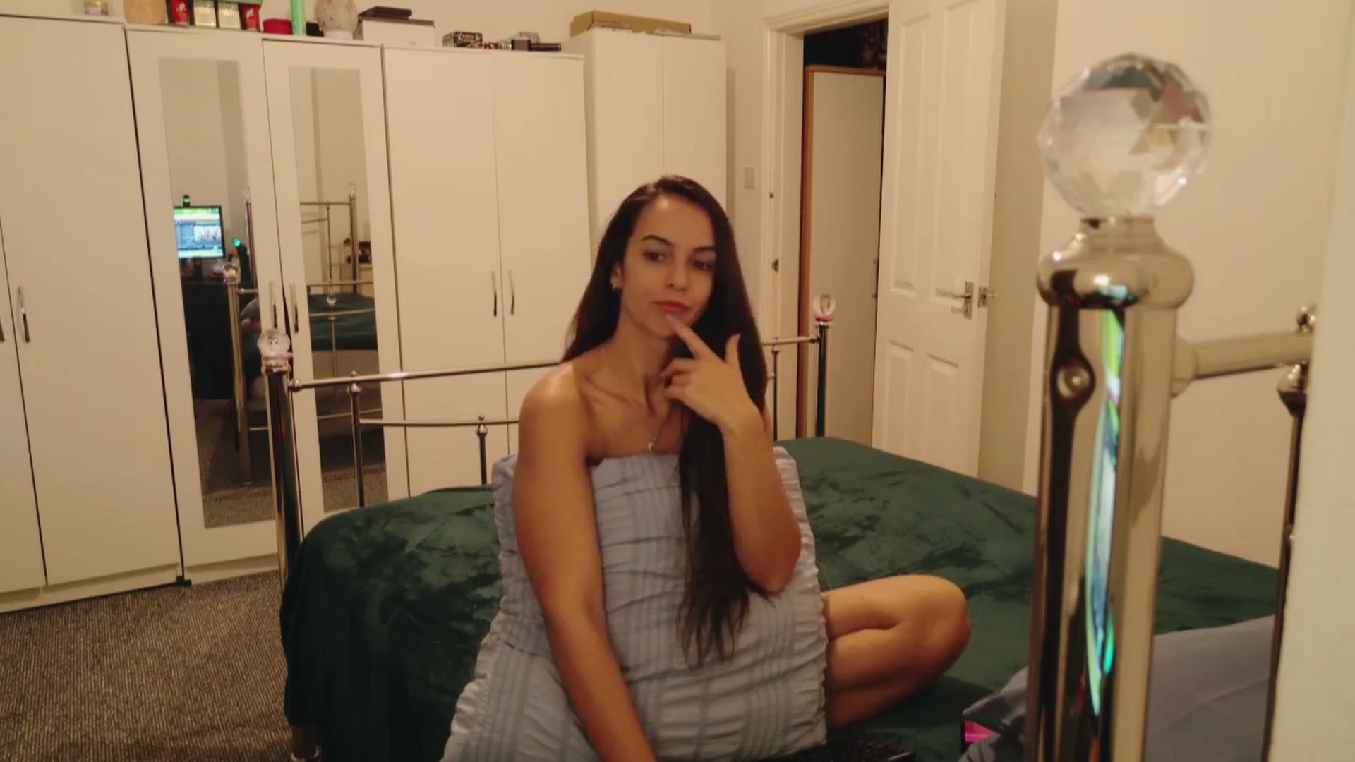 Gallery image thumbnail from KarlaOlivia's myfreecams stream on, 10/02/2025, 11:06 image 6 of 20