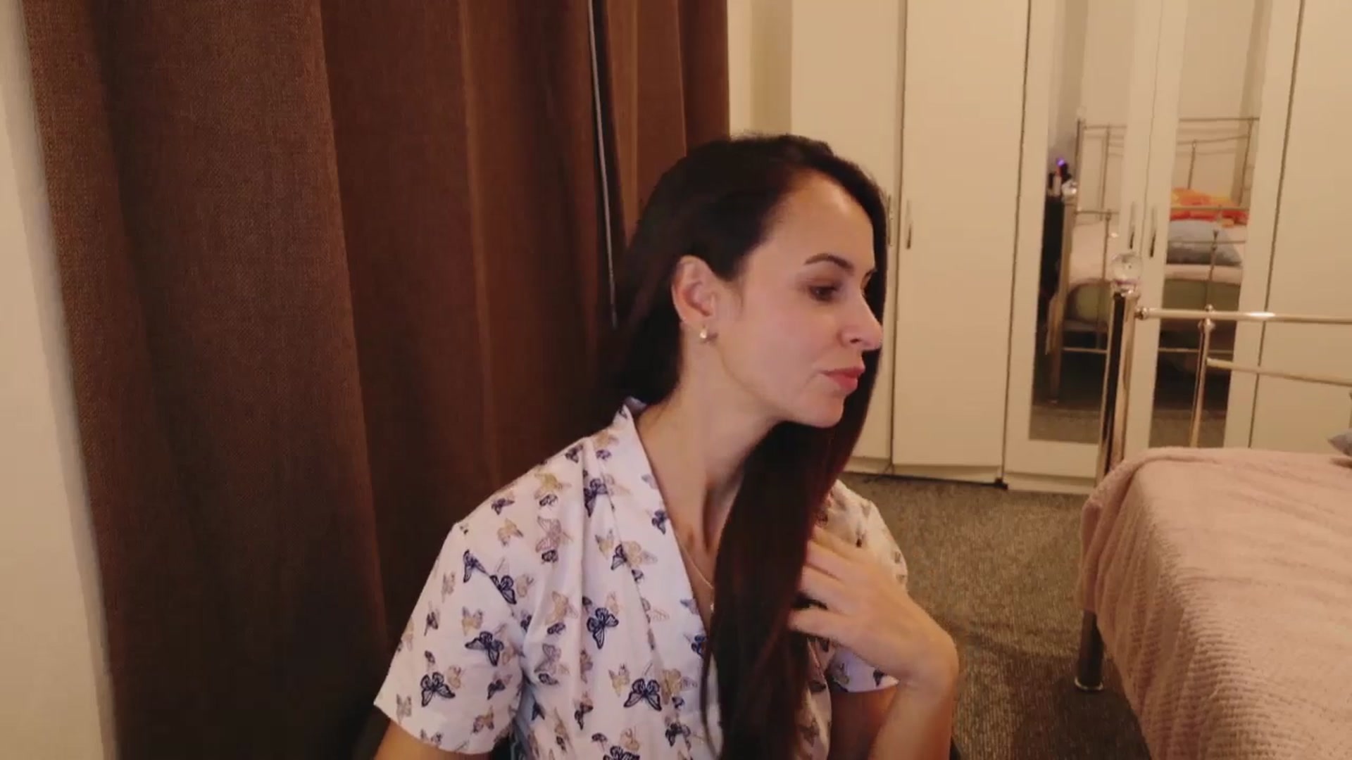 Gallery image thumbnail from KarlaOlivia's myfreecams stream on, 10/07/2025, 18:07 image 13 of 20
