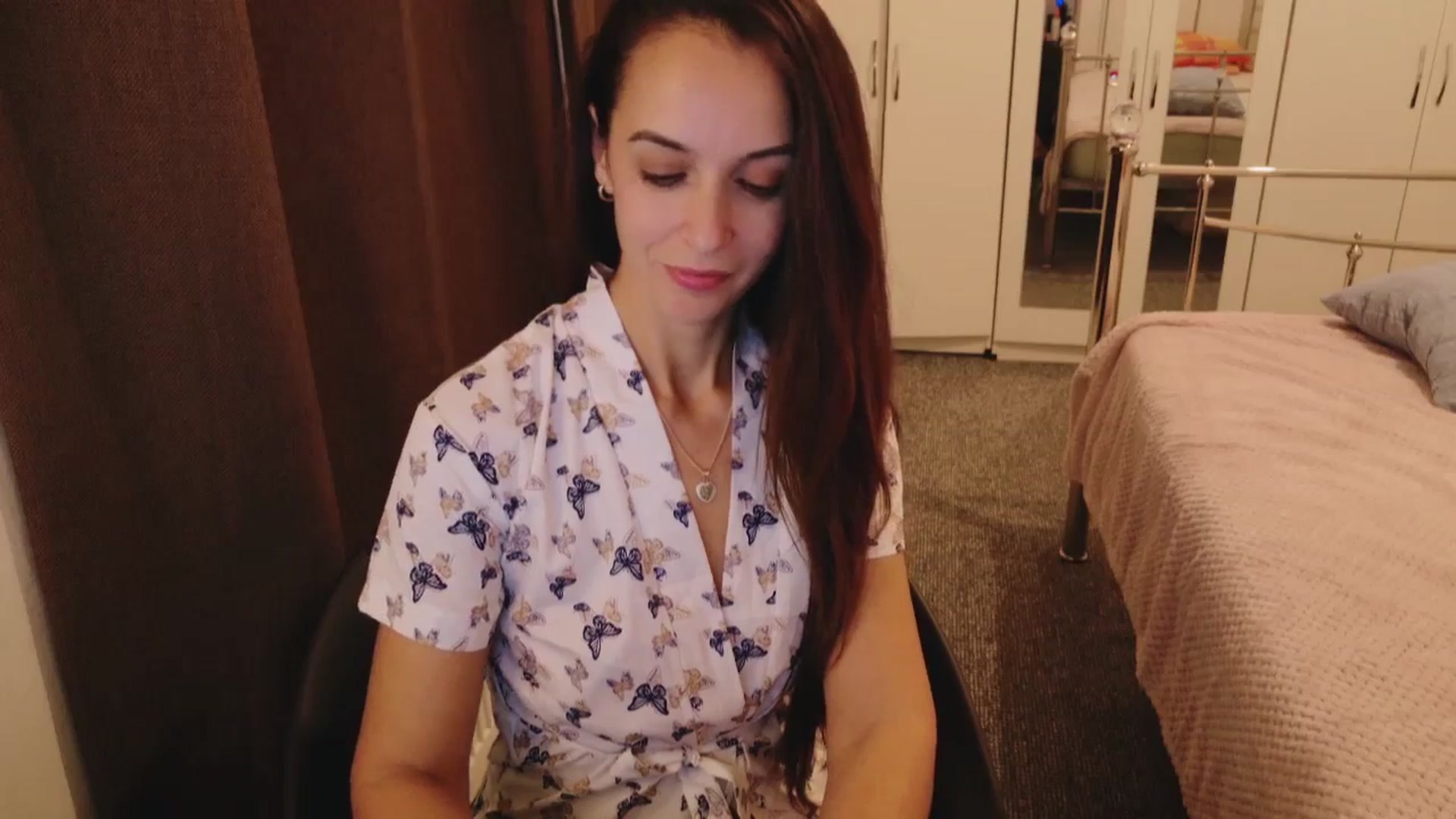 Gallery image thumbnail from KarlaOlivia's myfreecams stream on, 10/07/2025, 18:07 image 3 of 20