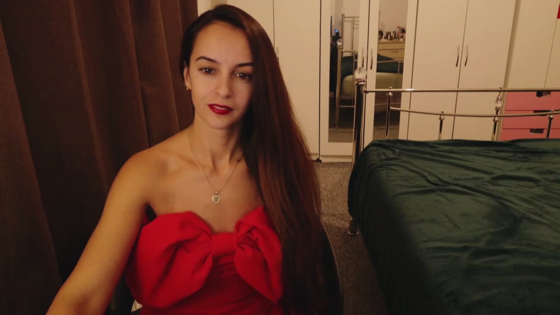 Gallery image thumbnail from KarlaOlivia's myfreecams stream on, 10/21/2025, 17:27 image 3 of 20