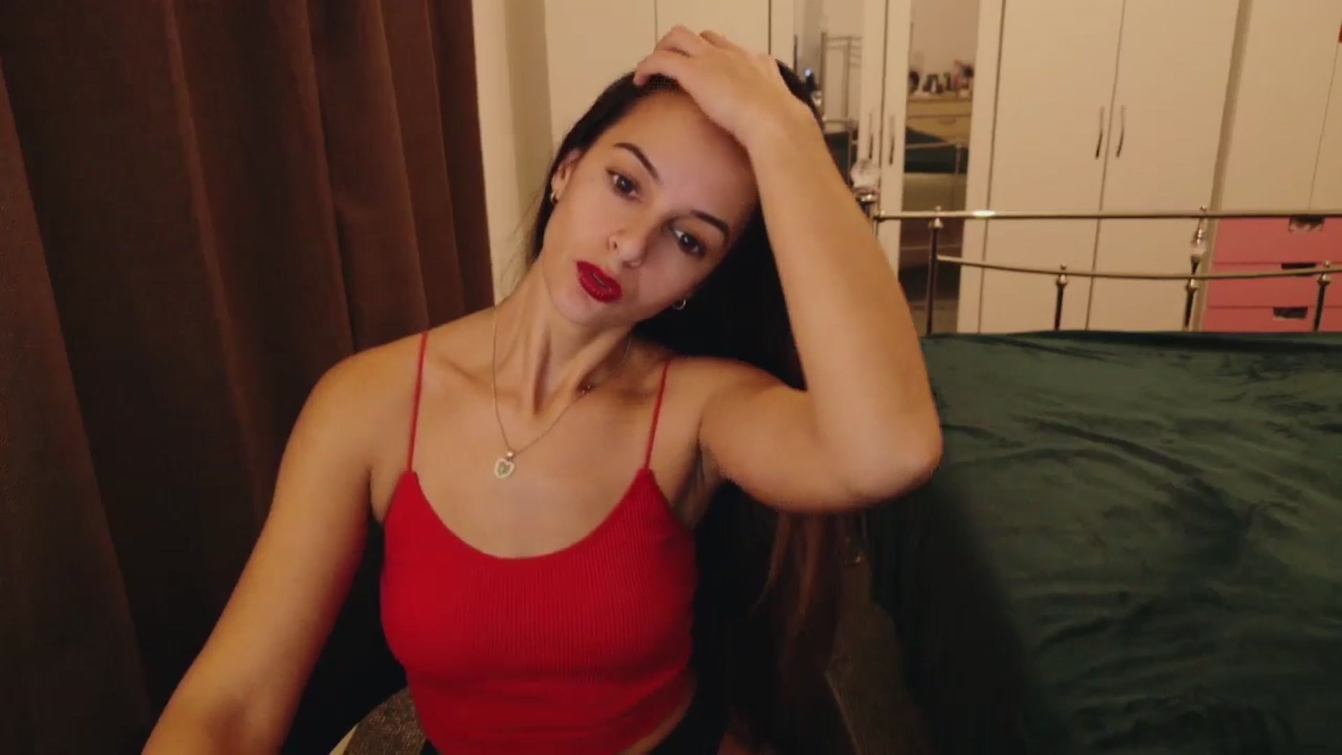 Gallery image thumbnail from KarlaOlivia's myfreecams stream on, 10/21/2025, 17:27 image 11 of 20