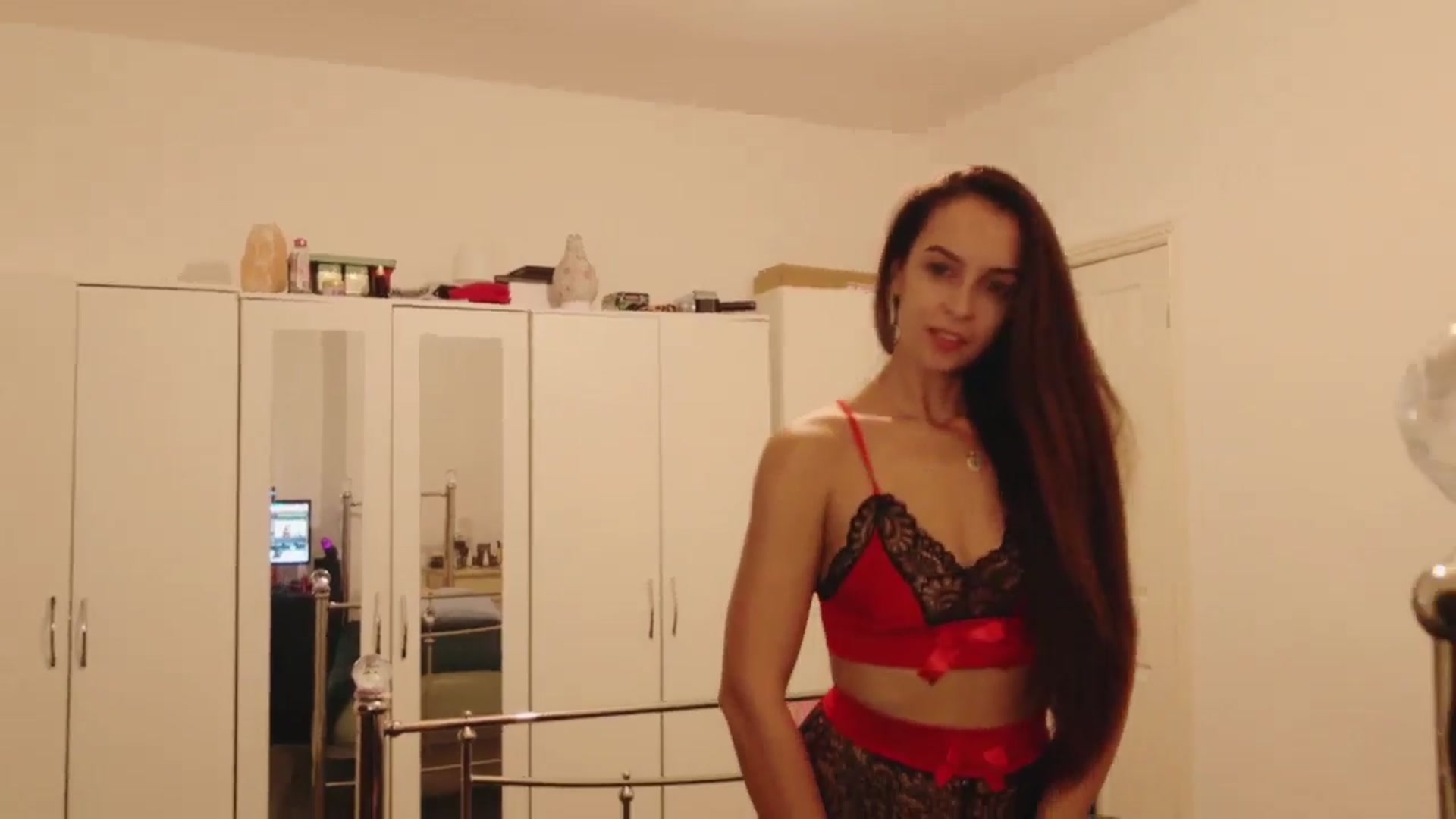Gallery image thumbnail from KarlaOlivia's myfreecams stream on, 10/22/2025, 17:07 image 8 of 20