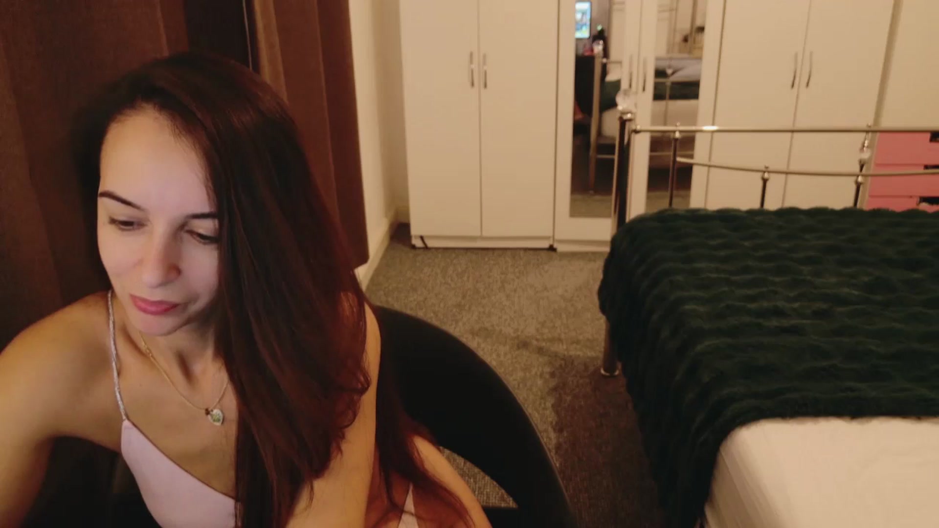 Gallery image thumbnail from KarlaOlivia's myfreecams stream on, 11/04/2025, 12:03 image 17 of 20