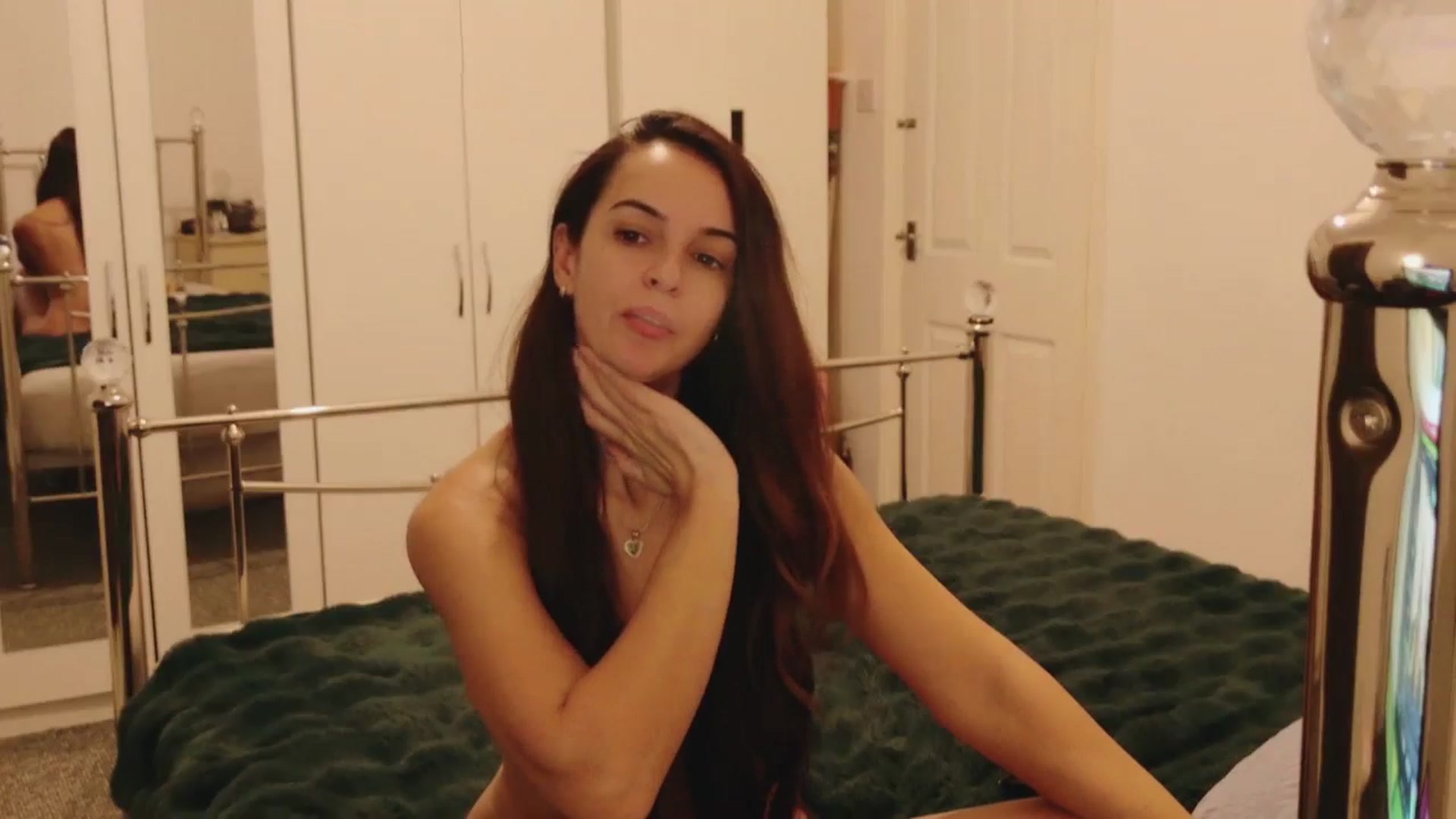 Gallery image thumbnail from KarlaOlivia's myfreecams stream on, 11/18/2025, 19:41 image 16 of 20