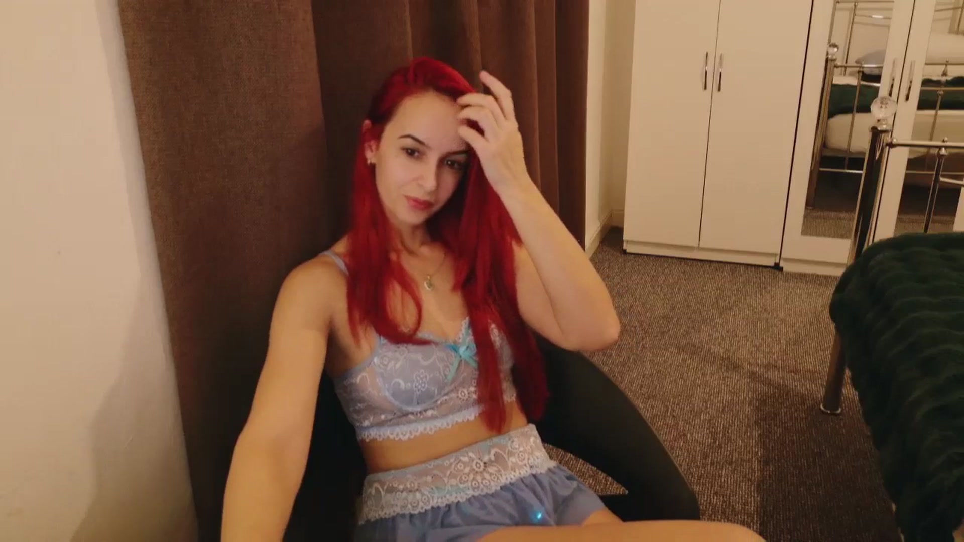 Gallery image thumbnail from KarlaOlivia's myfreecams stream on, 12/17/2025, 21:04 image 12 of 20