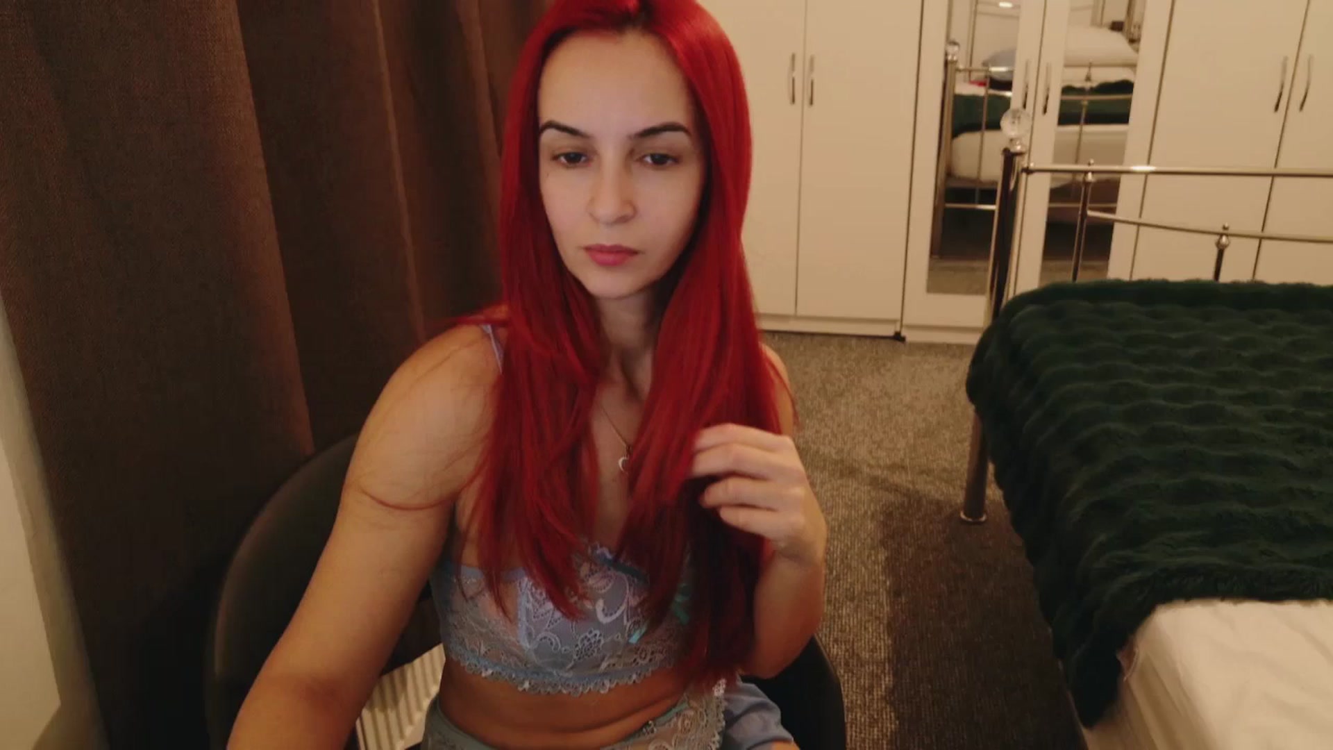 Gallery image thumbnail from KarlaOlivia's myfreecams stream on, 12/17/2025, 21:04 image 1 of 20