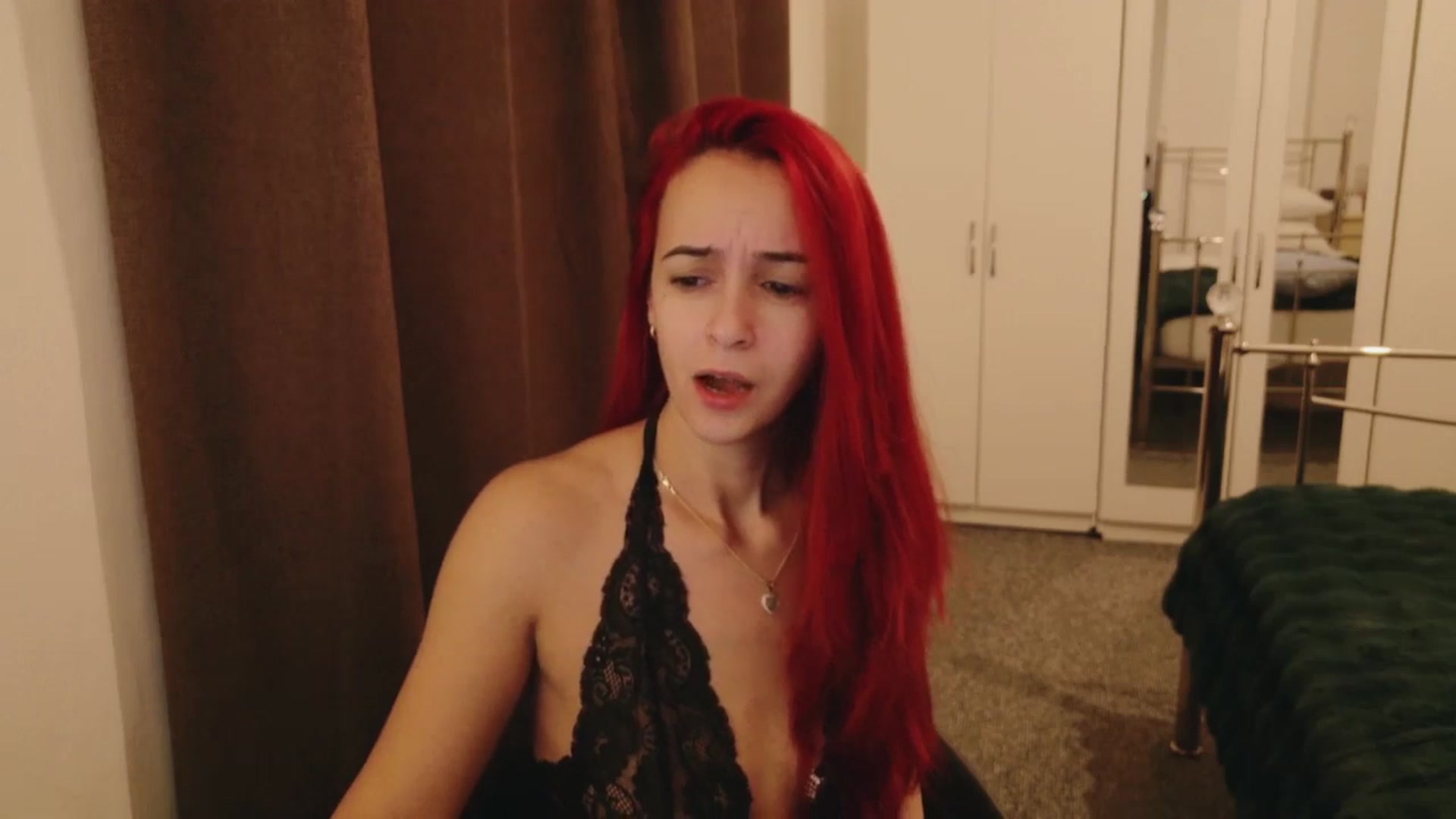 Gallery image thumbnail from KarlaOlivia's myfreecams stream on, 12/18/2025, 10:38 image 8 of 20