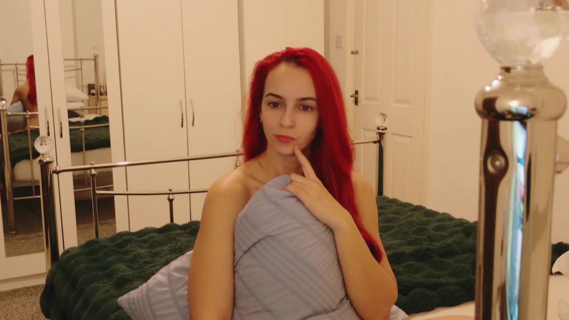 Gallery image thumbnail from KarlaOlivia's myfreecams stream on, 12/20/2025, 21:46 image 19 of 20