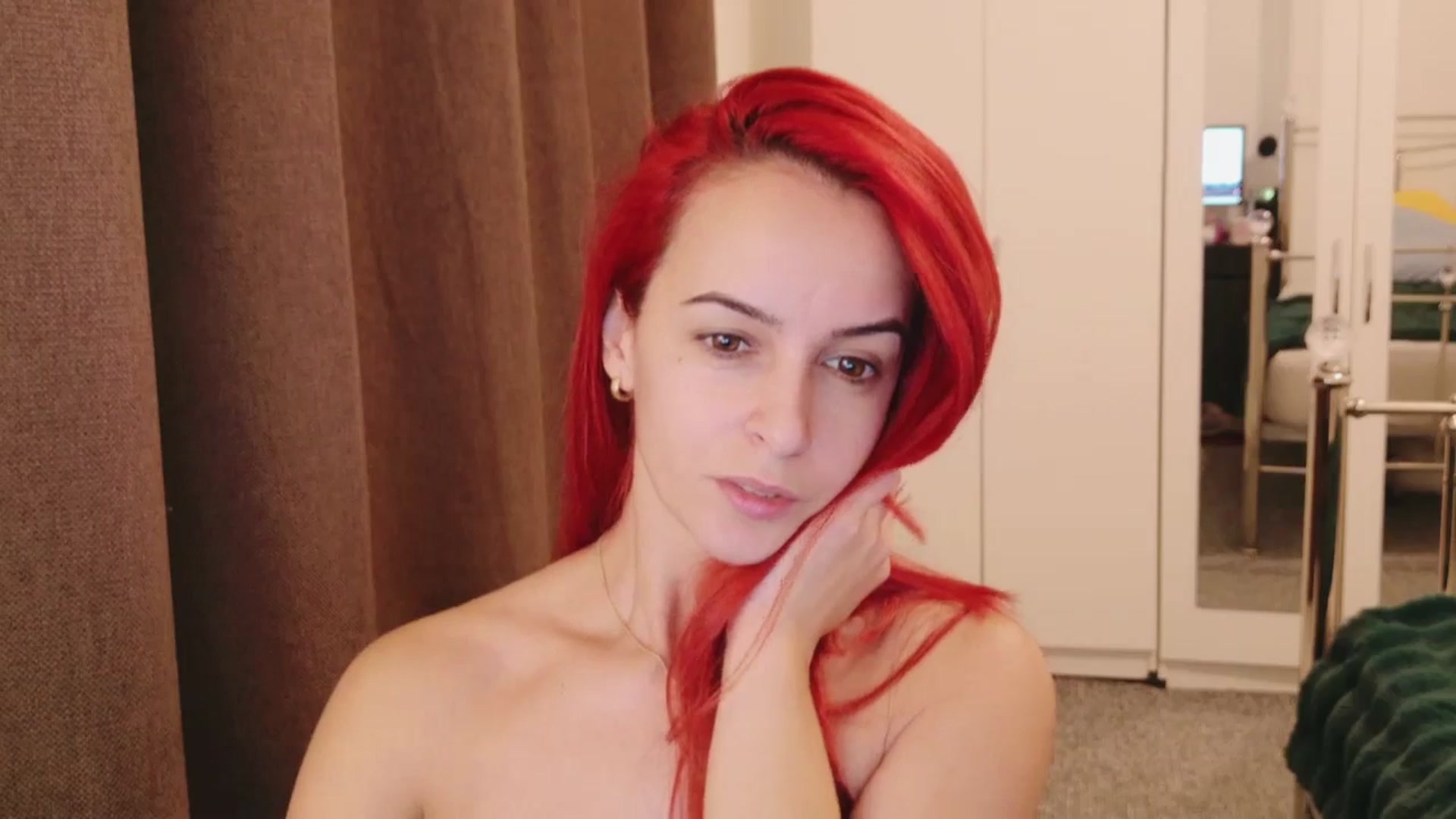 Gallery image thumbnail from KarlaOlivia's myfreecams stream on, 12/26/2025, 15:03 image 13 of 20