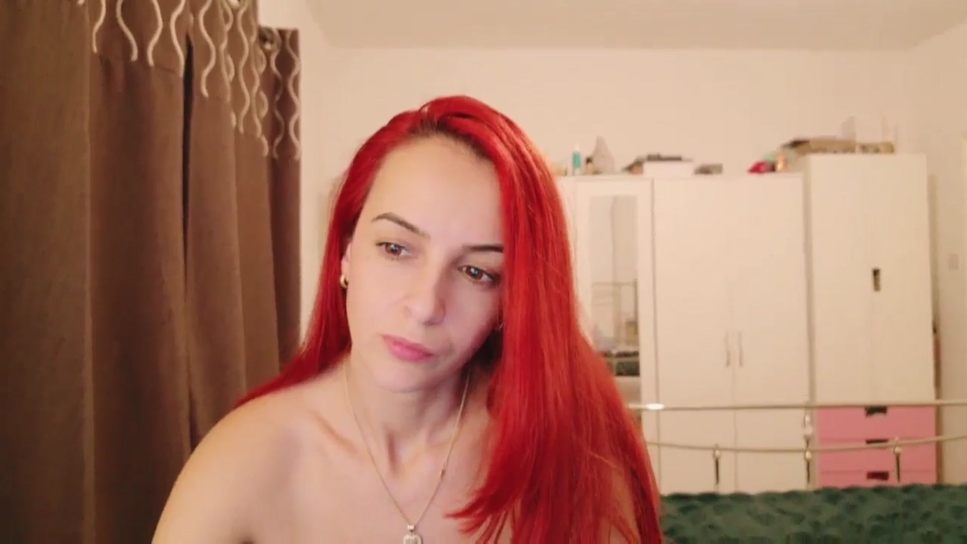 Gallery image thumbnail from KarlaOlivia's myfreecams stream on, 12/28/2025, 19:04 image 6 of 20