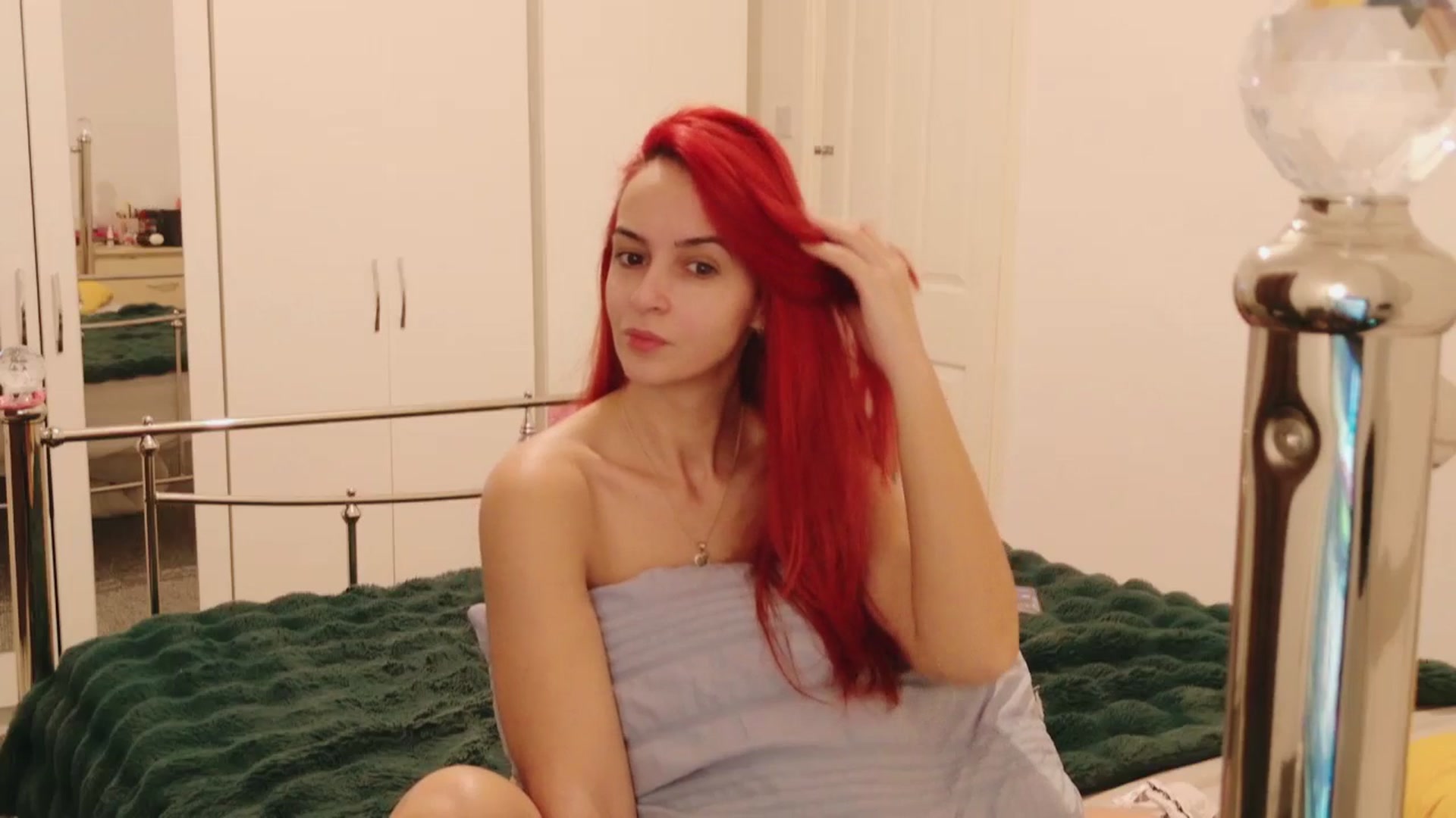 Gallery image thumbnail from KarlaOlivia's myfreecams stream on, 01/01/2026, 18:08 image 3 of 20