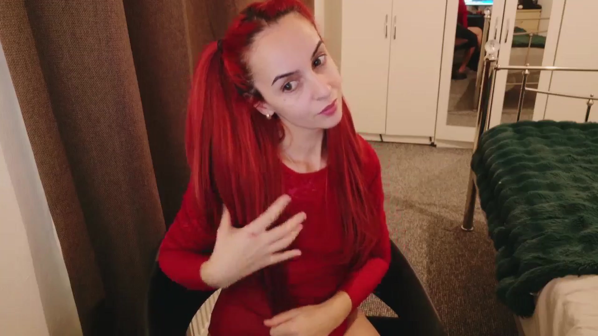 Gallery image thumbnail from KarlaOlivia's myfreecams stream on, 01/04/2026, 19:34 image 4 of 20