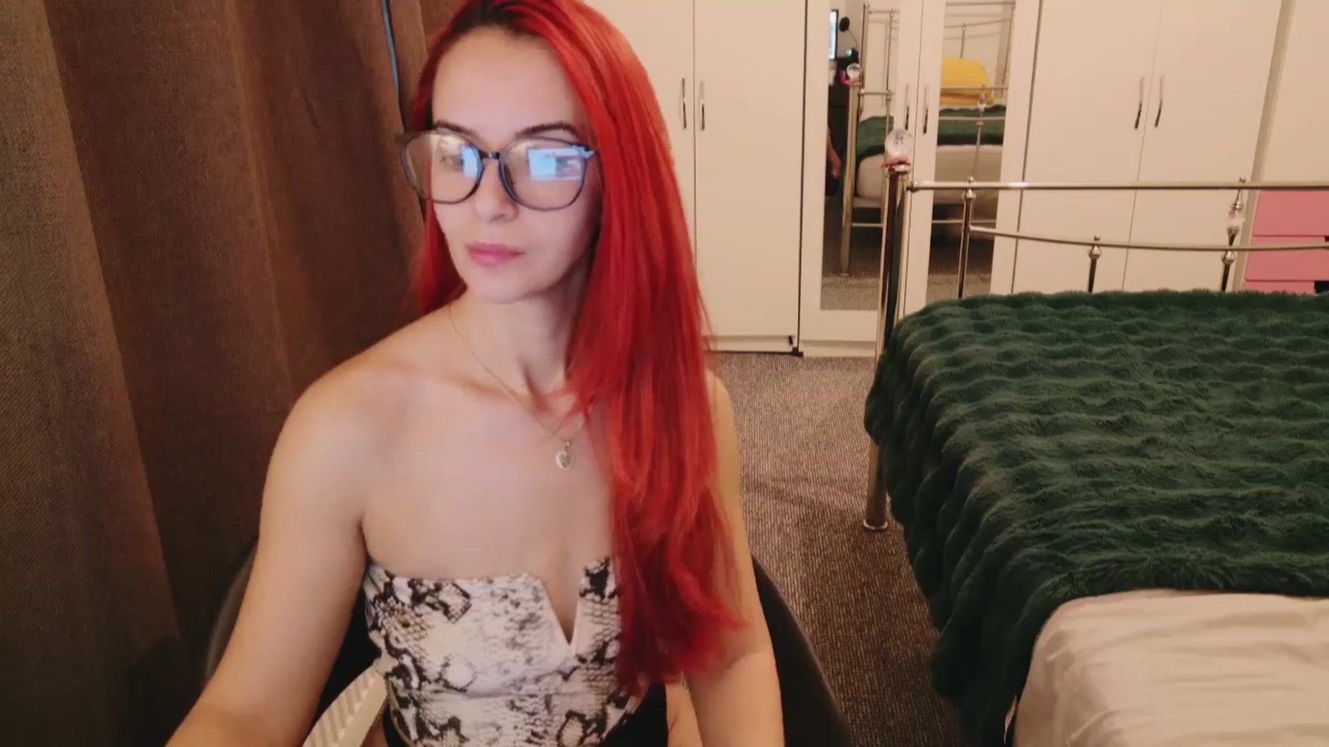 Gallery image thumbnail from KarlaOlivia's myfreecams stream on, 01/11/2026, 14:12 image 15 of 20