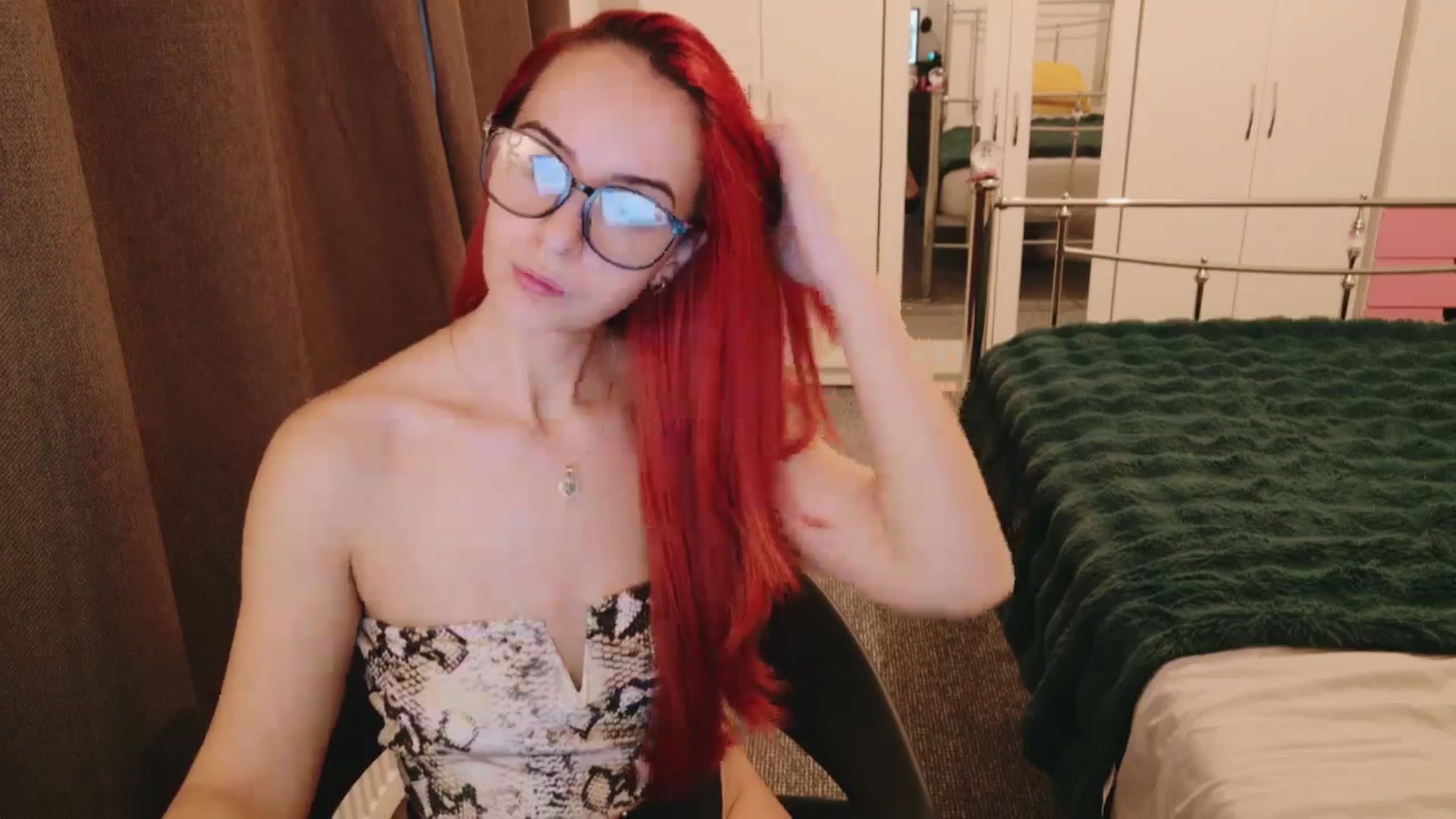 Gallery image thumbnail from KarlaOlivia's myfreecams stream on, 01/11/2026, 14:12 image 17 of 20