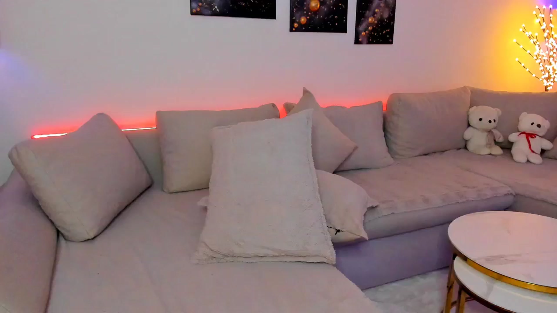 Gallery image thumbnail from KarlaStarx's myfreecams stream on, 05/24/2024, 04:51 image 19 of 20