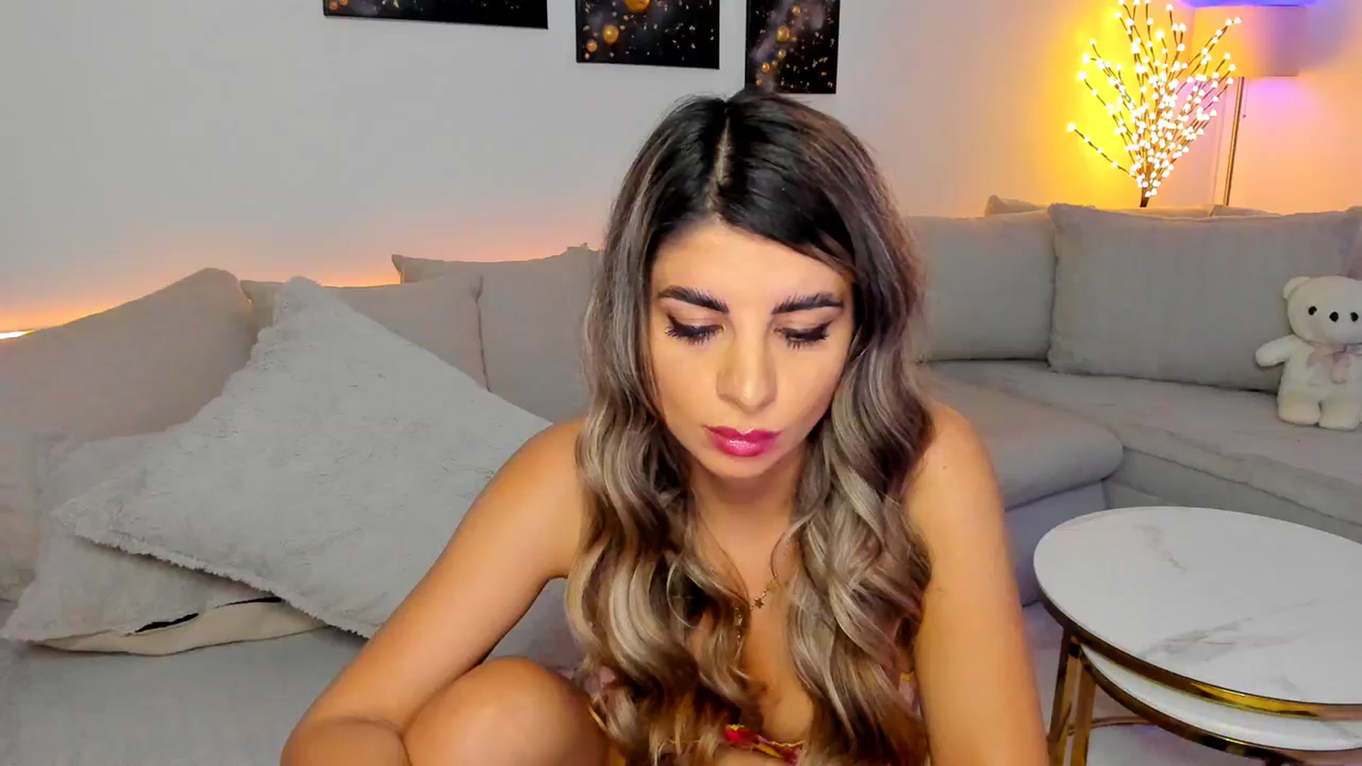 Gallery image thumbnail from KarlaStarx's myfreecams stream on, 06/21/2024, 04:00 image 13 of 20