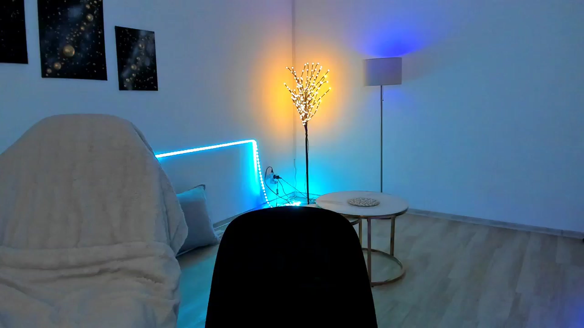 Gallery image thumbnail from KarlaStarx's myfreecams stream on, 06/23/2024, 06:48 image 2 of 20