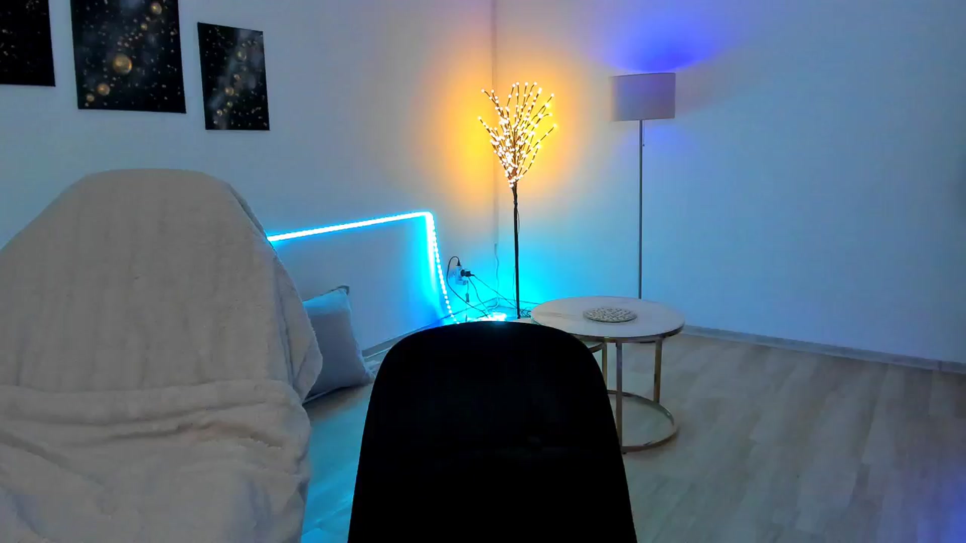 Gallery image thumbnail from KarlaStarx's myfreecams stream on, 06/23/2024, 06:48 image 10 of 20