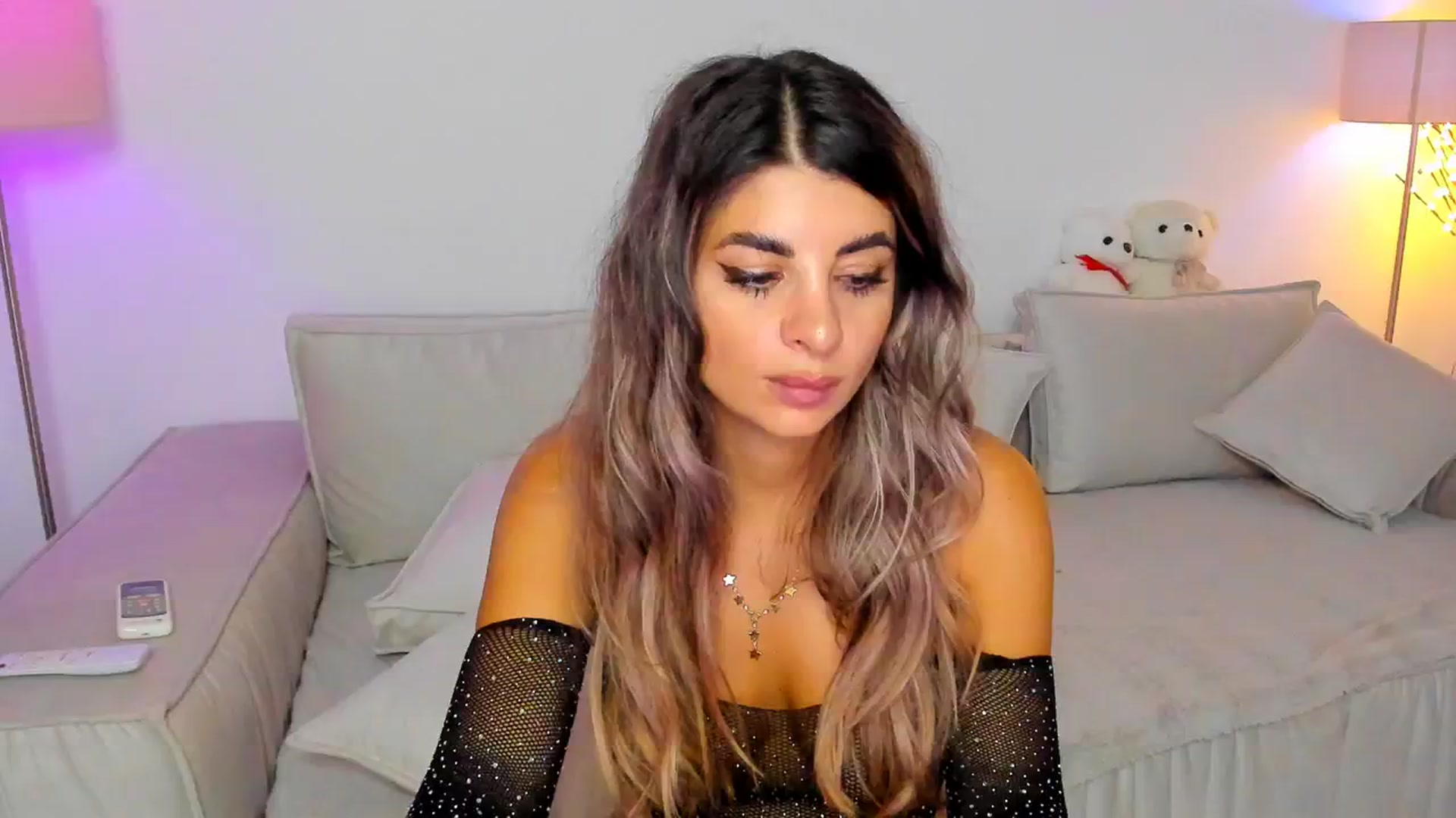 Gallery image thumbnail from KarlaStarx's myfreecams stream on, 07/25/2024, 04:47 image 4 of 20