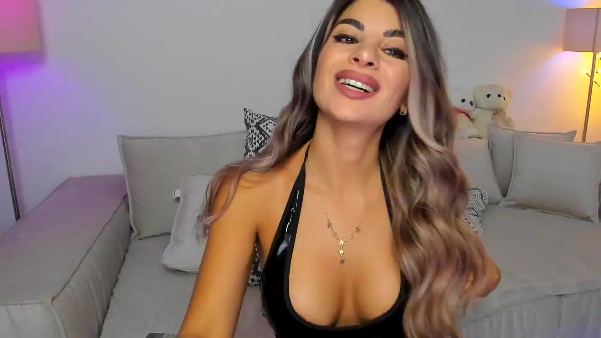 Gallery image thumbnail from KarlaStarx's myfreecams stream on, 08/02/2024, 02:47 image 1 of 20