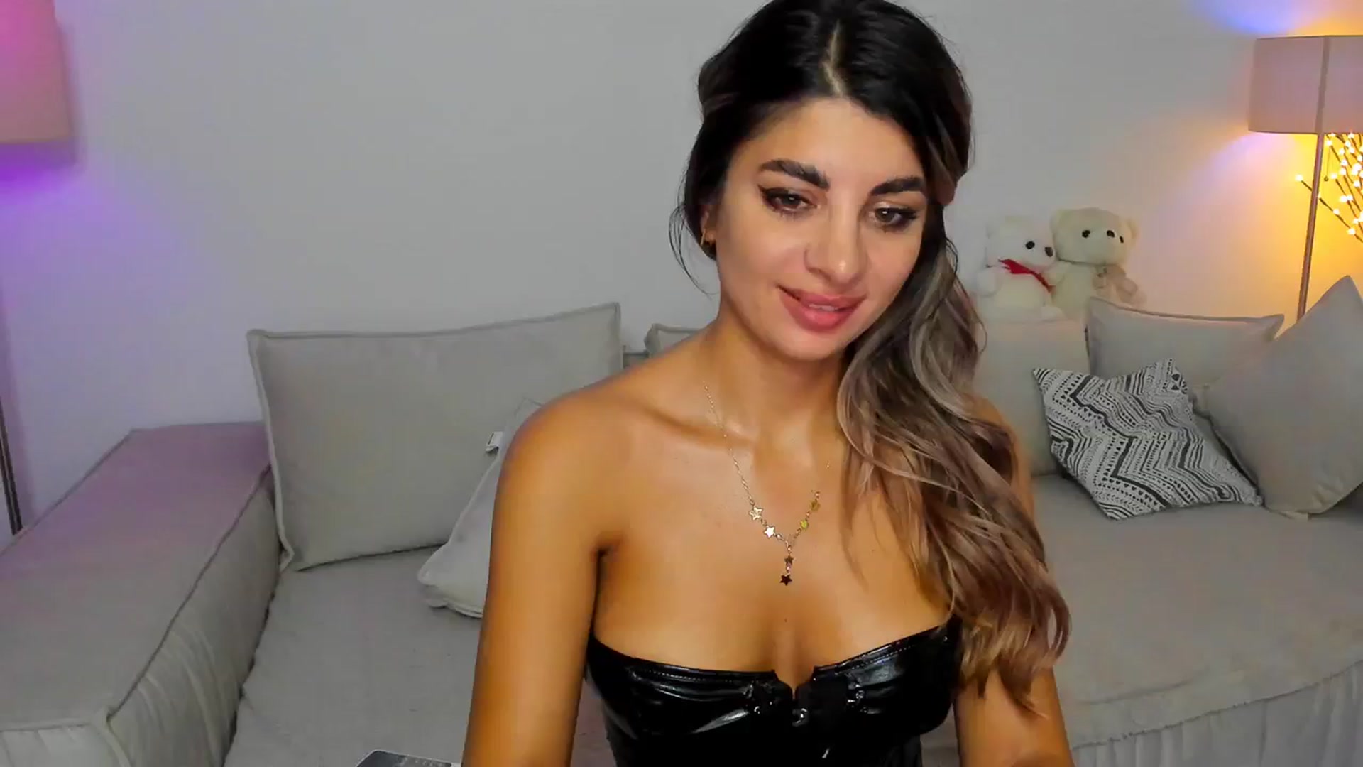 Gallery image thumbnail from KarlaStarx's myfreecams stream on, 08/04/2024, 05:58 image 8 of 20