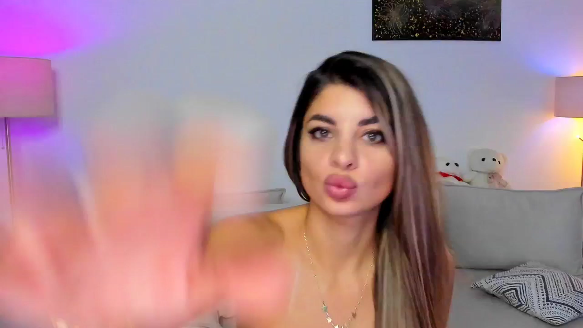 Gallery image thumbnail from KarlaStarx's myfreecams stream on, 08/14/2024, 24:03 image 13 of 20