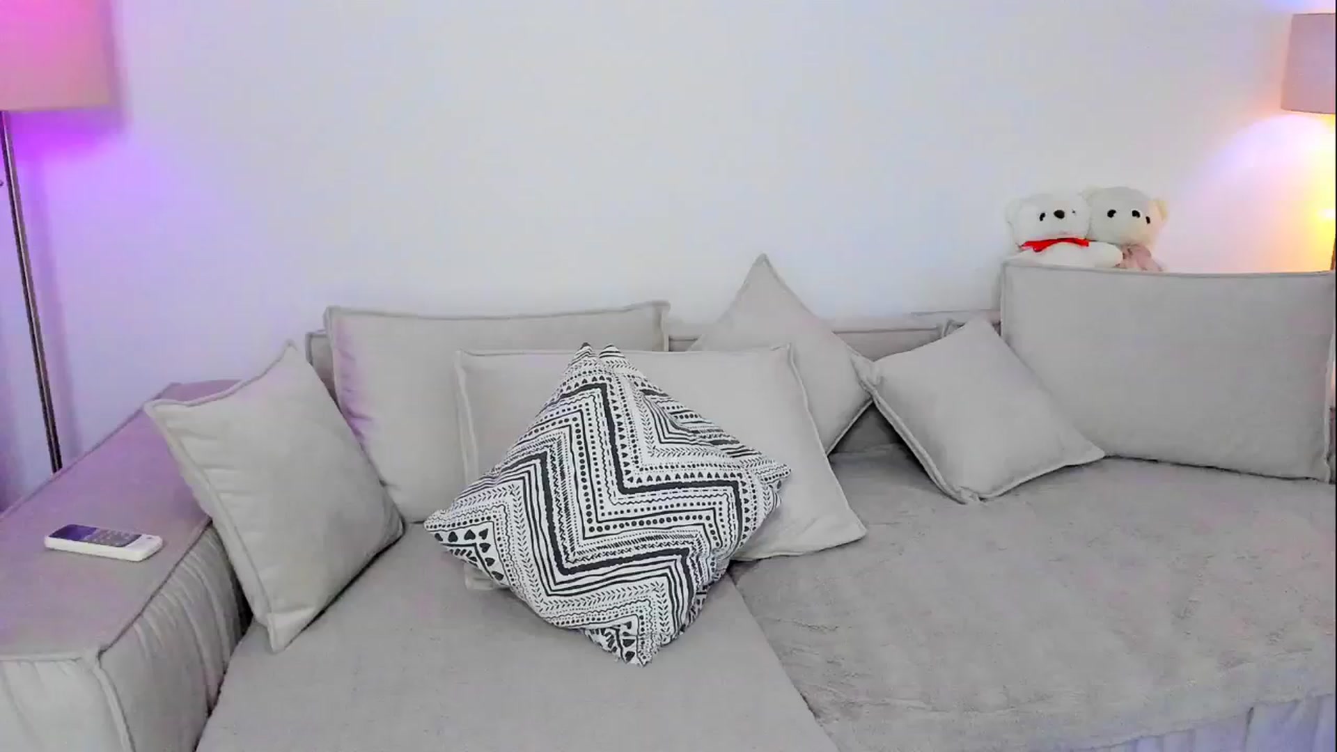 Gallery image thumbnail from KarlaStarx's myfreecams stream on, 08/18/2024, 01:27 image 5 of 20