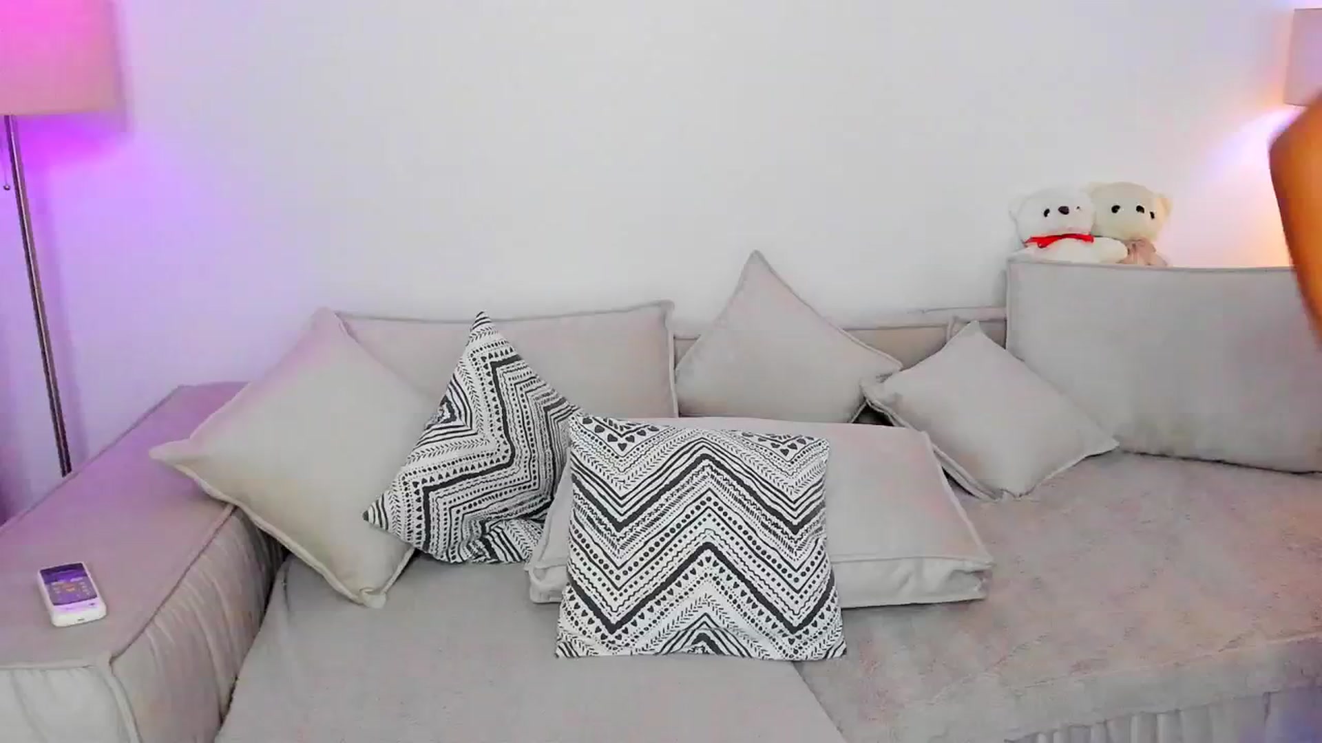 Gallery image thumbnail from KarlaStarx's myfreecams stream on, 08/18/2024, 23:43 image 18 of 20