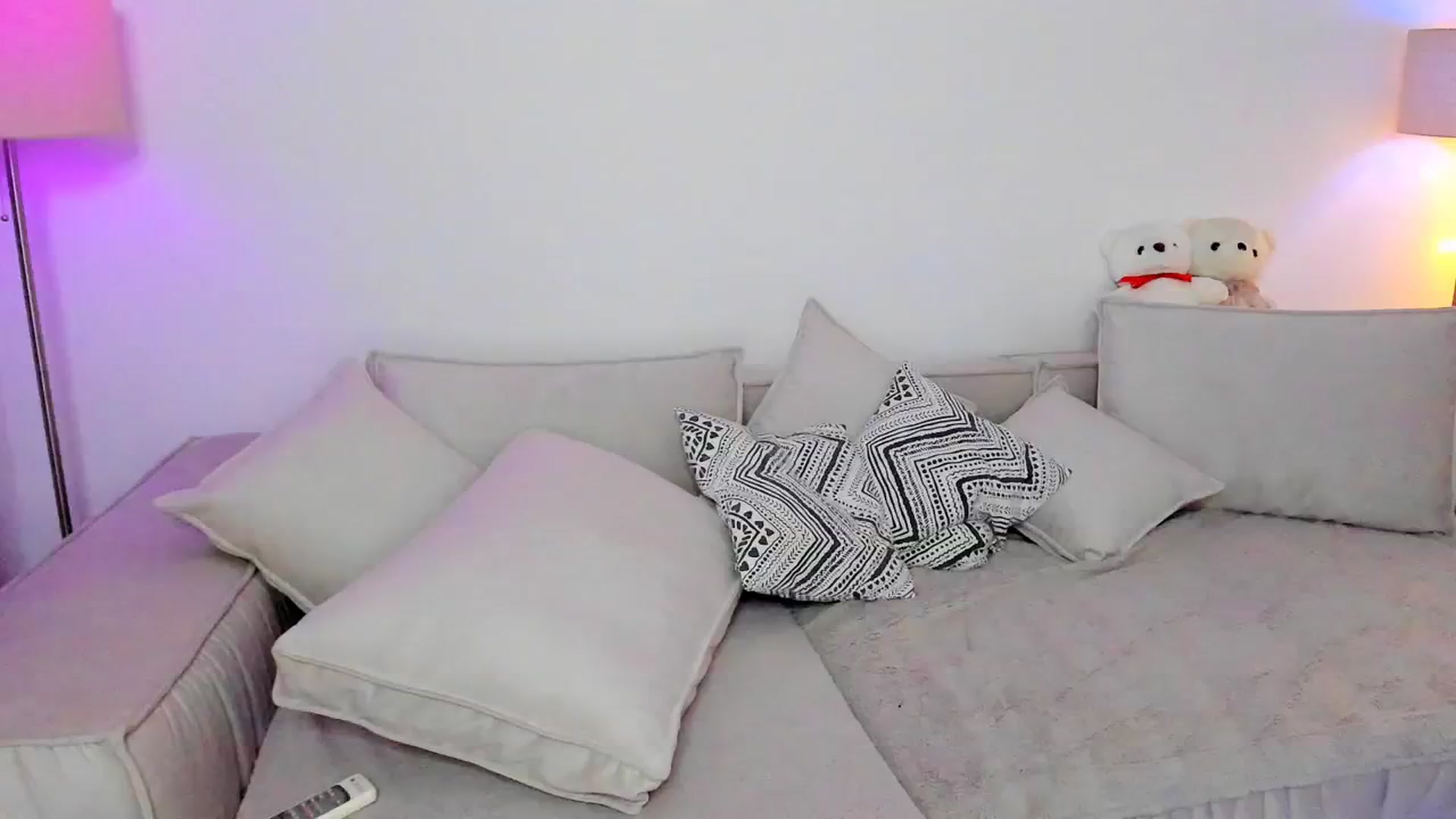 Gallery image thumbnail from KarlaStarx's myfreecams stream on, 08/19/2024, 02:52 image 14 of 20
