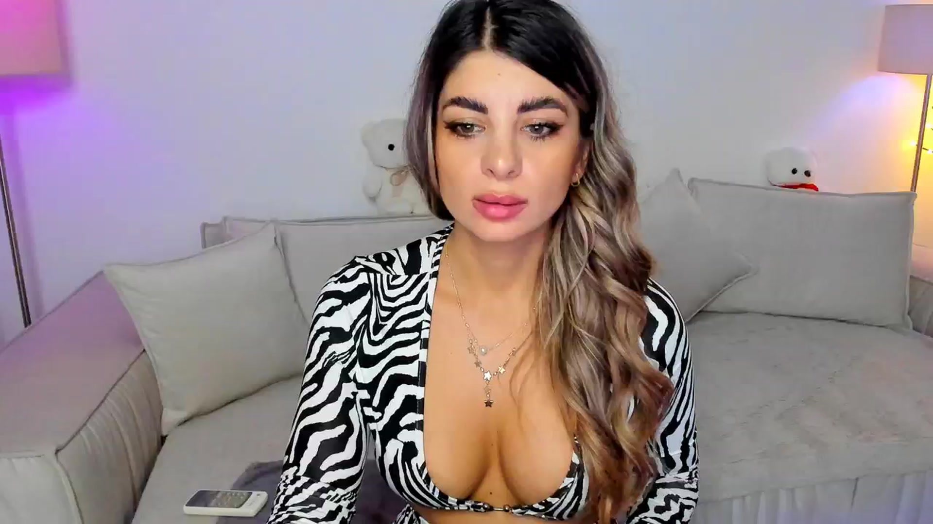Gallery image thumbnail from KarlaStarx's myfreecams stream on, 08/31/2024, 03:00 image 7 of 20