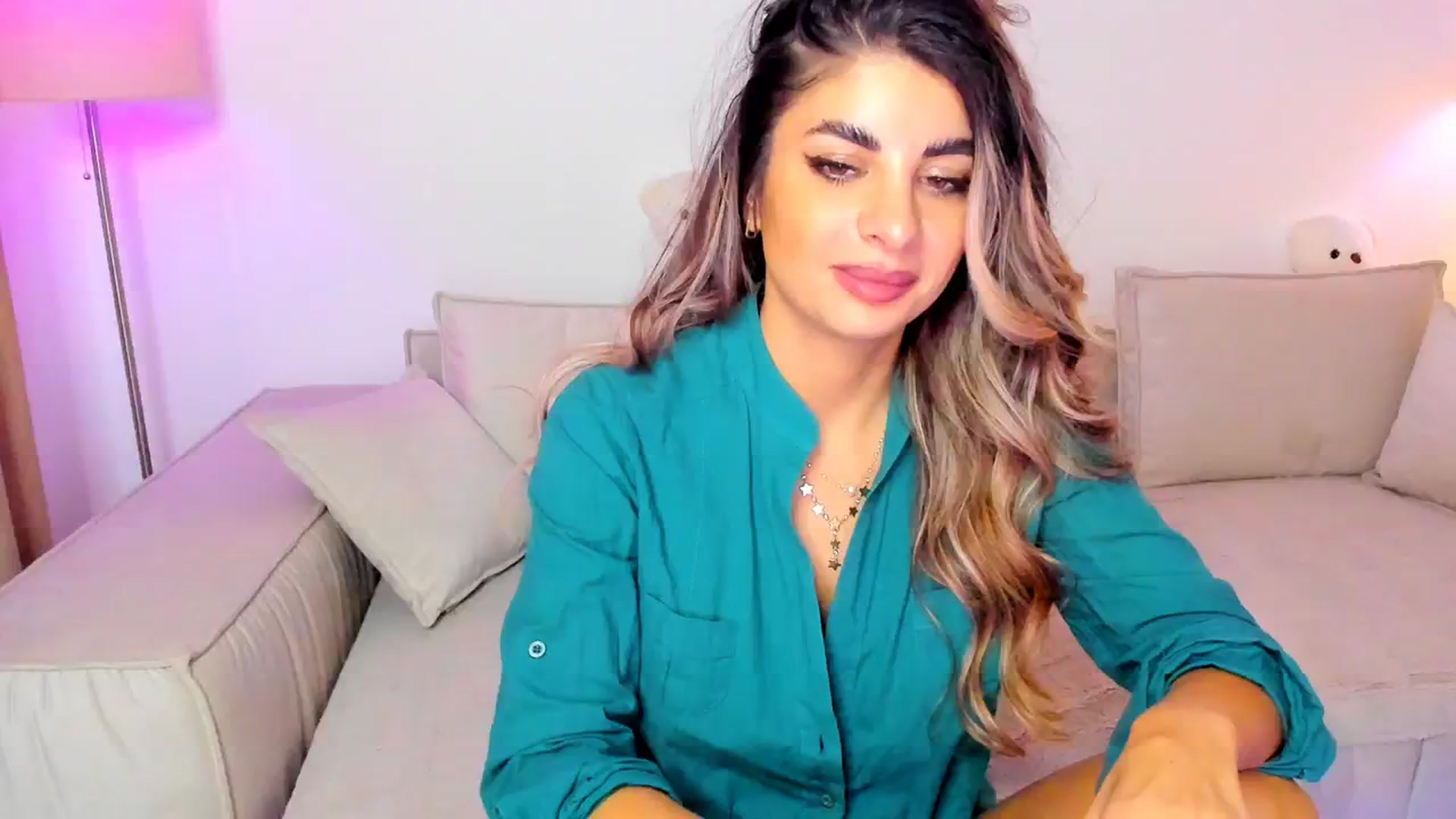 Gallery image thumbnail from KarlaStarx's myfreecams stream on, 09/07/2024, 06:49 image 17 of 20