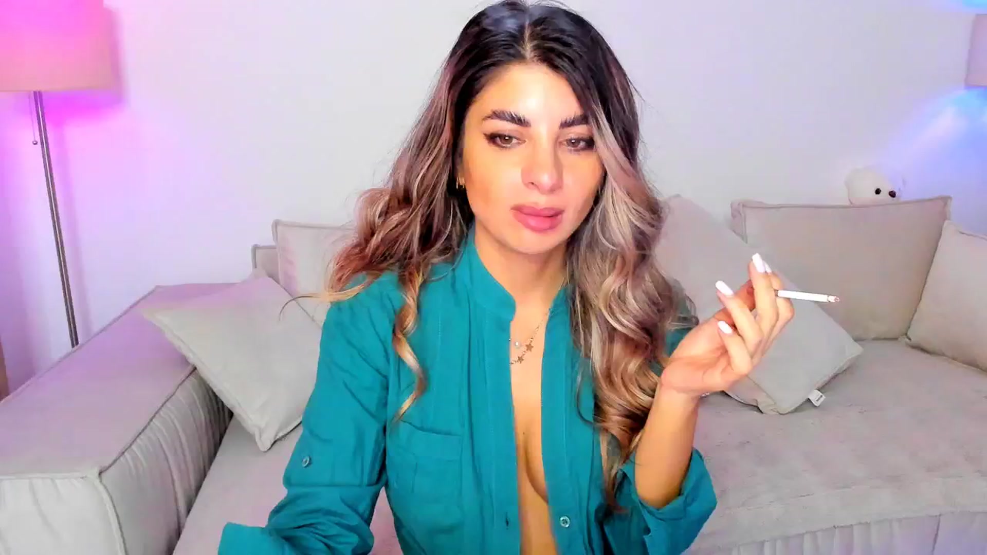 Gallery image thumbnail from KarlaStarx's myfreecams stream on, 09/07/2024, 07:02 image 18 of 20