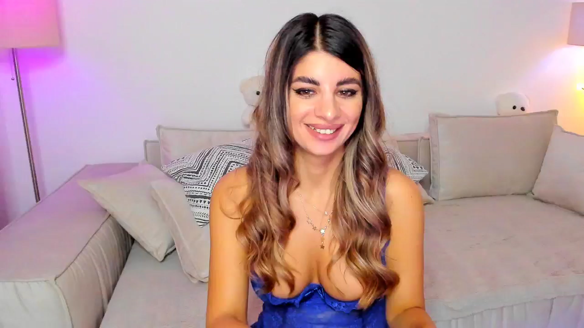 Gallery image thumbnail from KarlaStarx's myfreecams stream on, 09/08/2024, 05:54 image 14 of 20