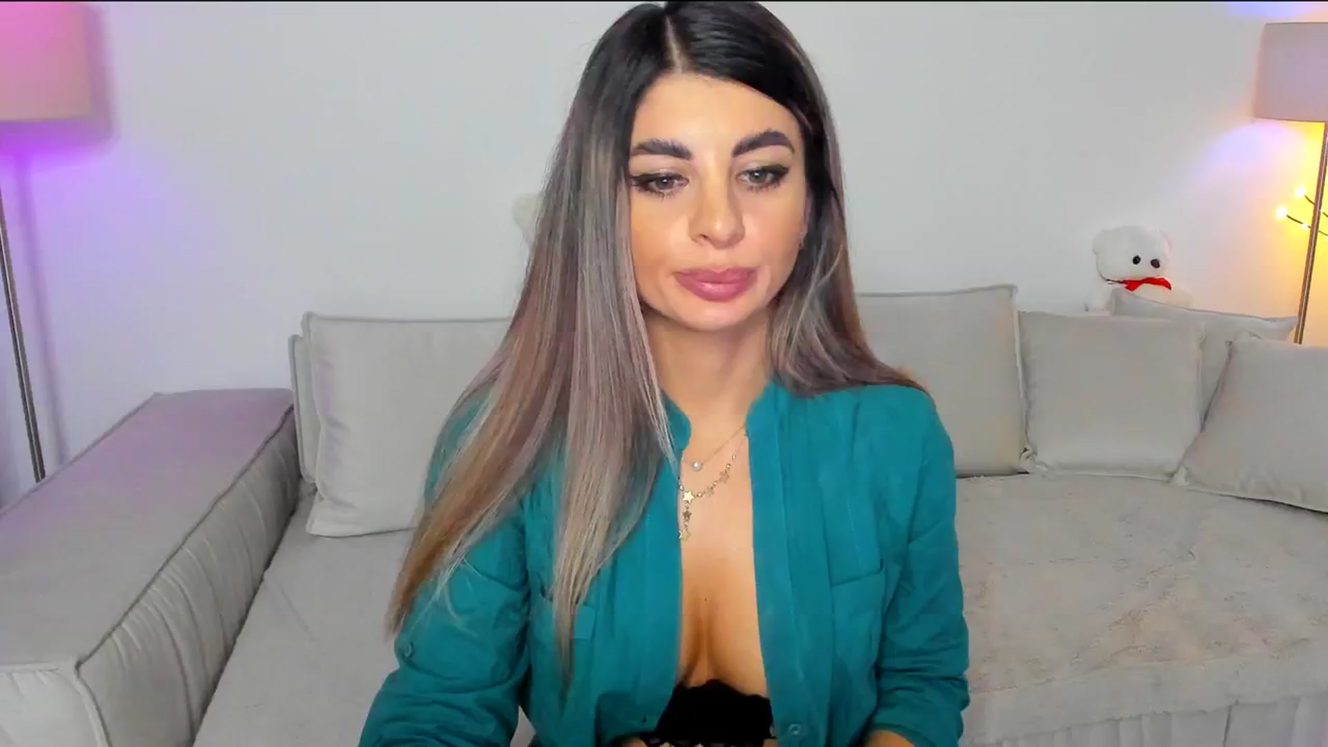 Gallery image thumbnail from KarlaStarx's myfreecams stream on, 09/15/2024, 24:00 image 16 of 20
