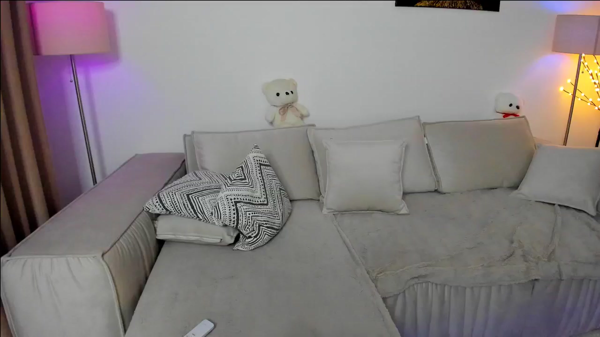 Gallery image thumbnail from KarlaStarx's myfreecams stream on, 09/23/2024, 24:15 image 2 of 20