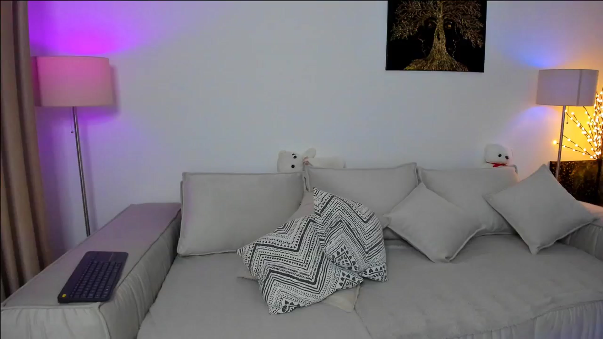 Gallery image thumbnail from KarlaStarx's myfreecams stream on, 10/04/2024, 01:18 image 12 of 20