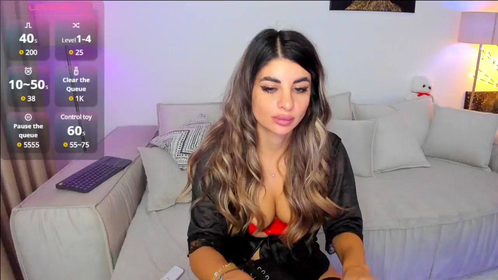 Gallery image thumbnail from KarlaStarx's myfreecams stream on, 10/07/2024, 04:07 image 20 of 20