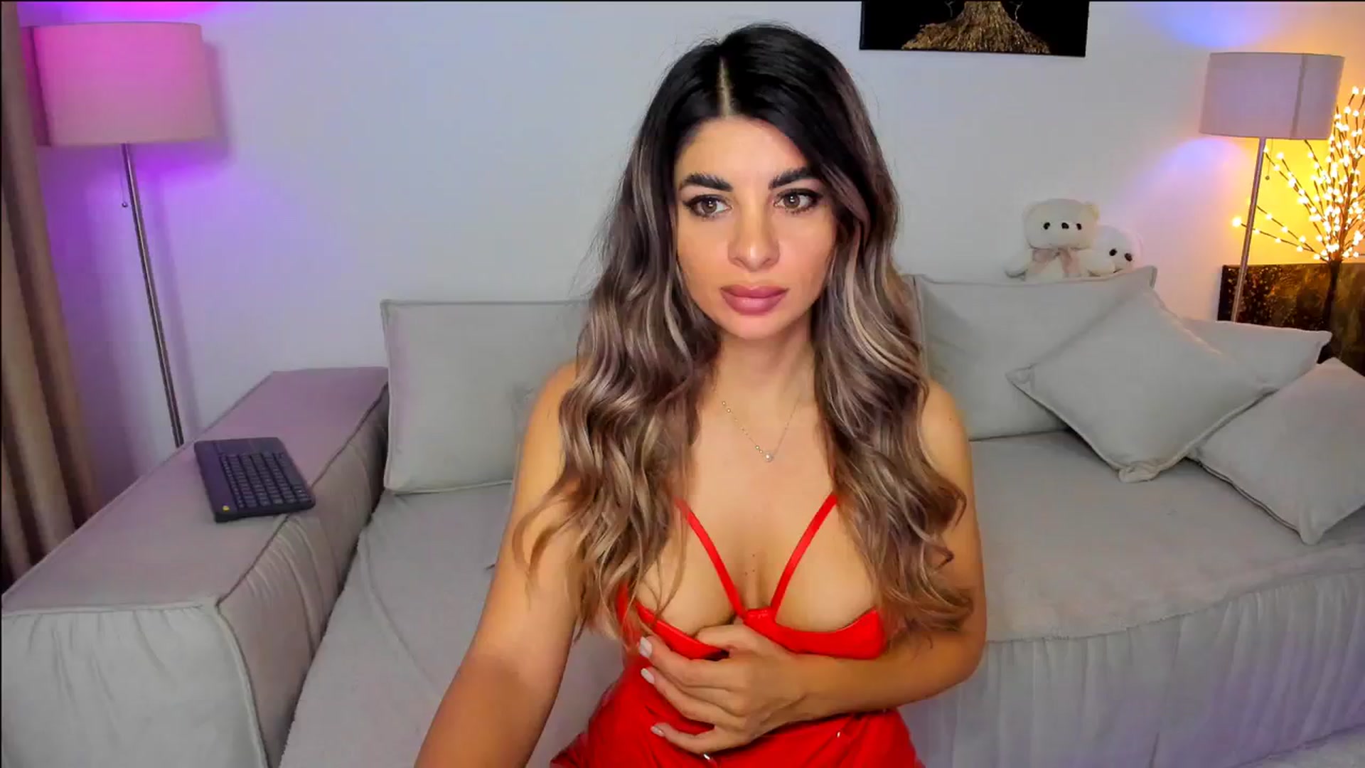 Gallery image thumbnail from KarlaStarx's myfreecams stream on, 10/10/2024, 02:35 image 4 of 20