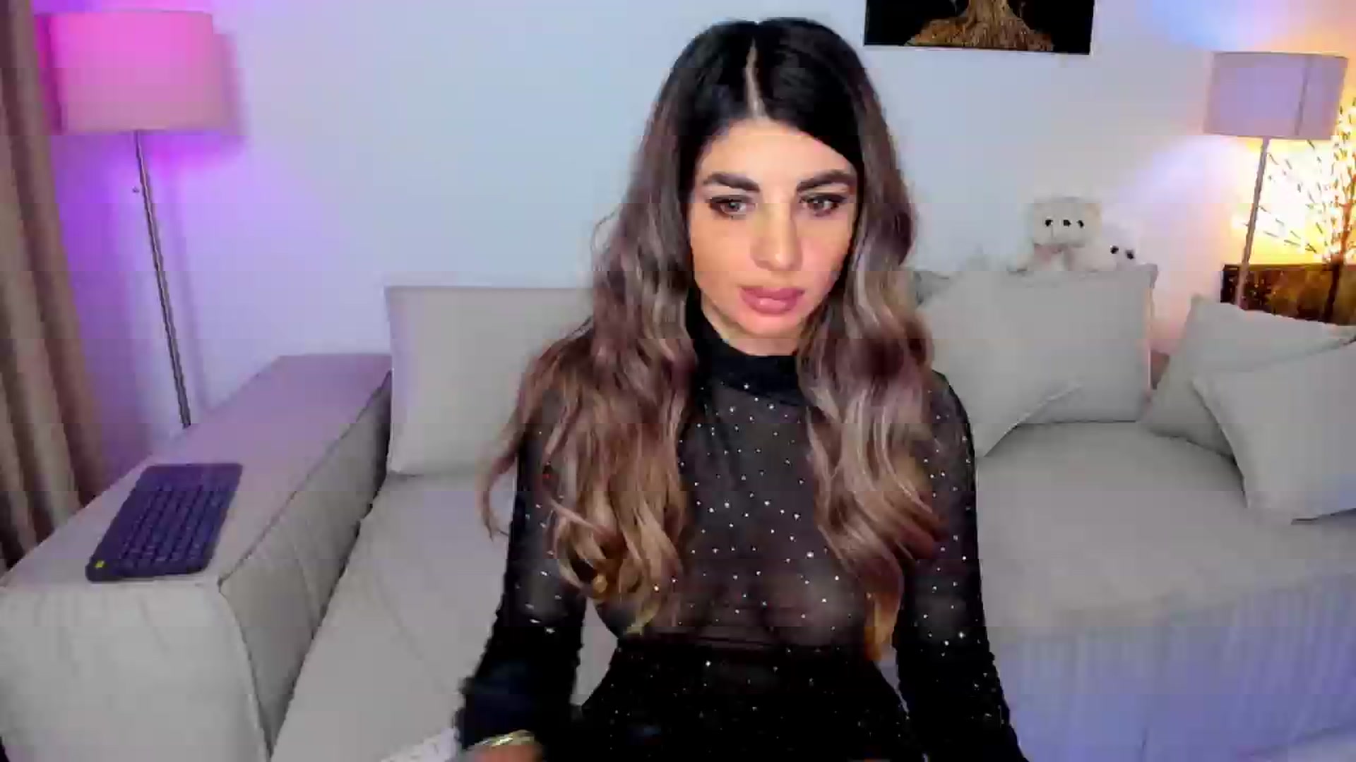 Gallery image thumbnail from KarlaStarx's myfreecams stream on, 10/11/2024, 02:08 image 3 of 20