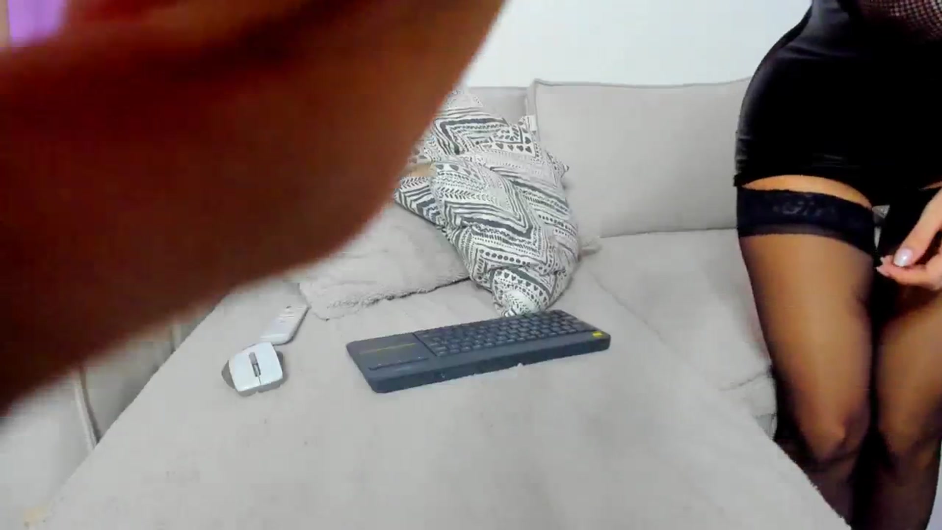 Gallery image thumbnail from KarlaStarx's myfreecams stream on, 10/13/2024, 02:52 image 16 of 20
