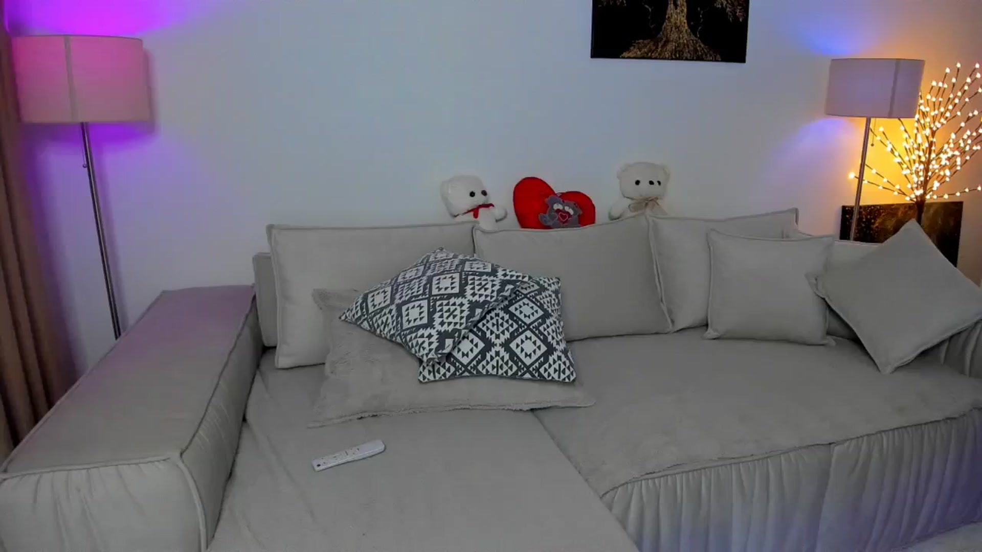 Gallery image thumbnail from KarlaStarx's myfreecams stream on, 10/30/2024, 02:39 image 20 of 20