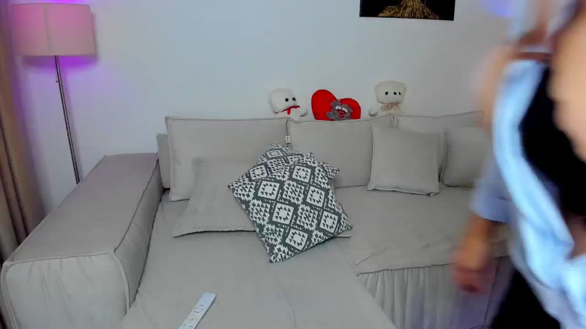 Gallery image thumbnail from KarlaStarx's myfreecams stream on, 11/10/2024, 24:03 image 3 of 20