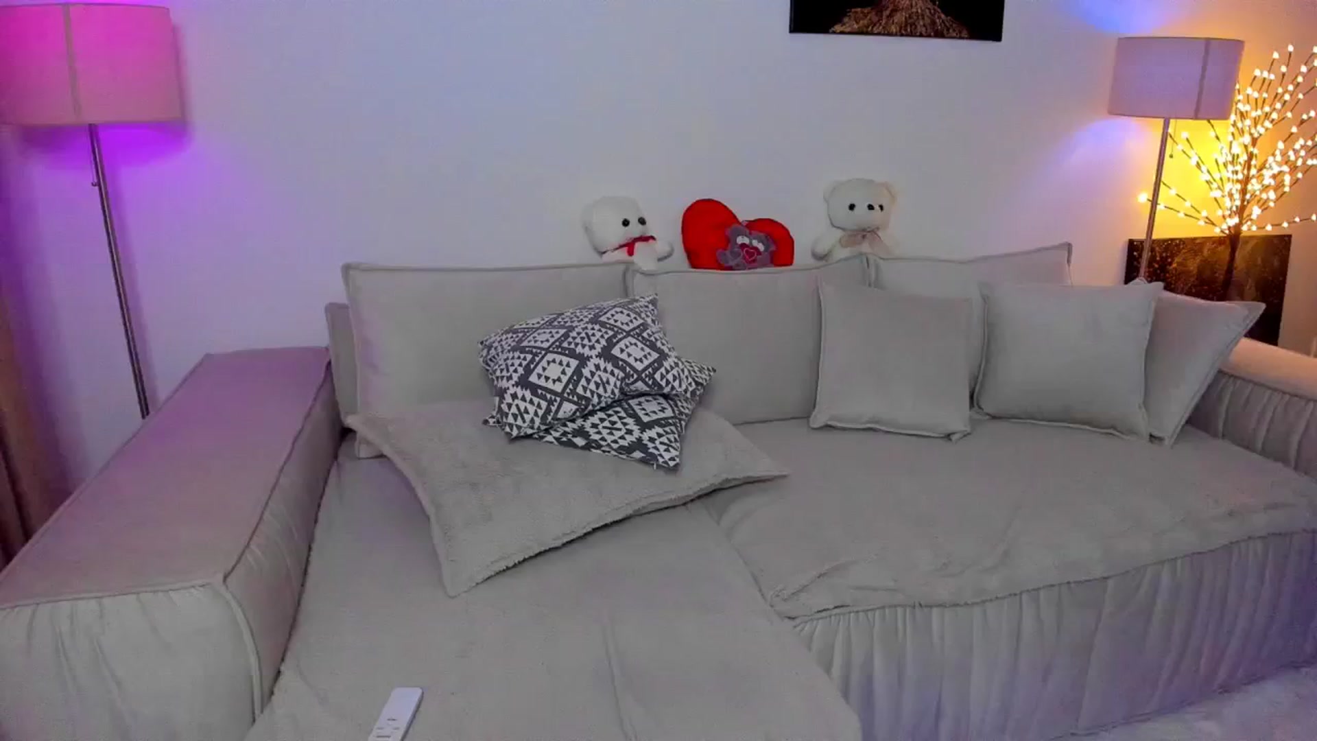 Gallery image thumbnail from KarlaStarx's myfreecams stream on, 11/10/2024, 02:58 image 7 of 20