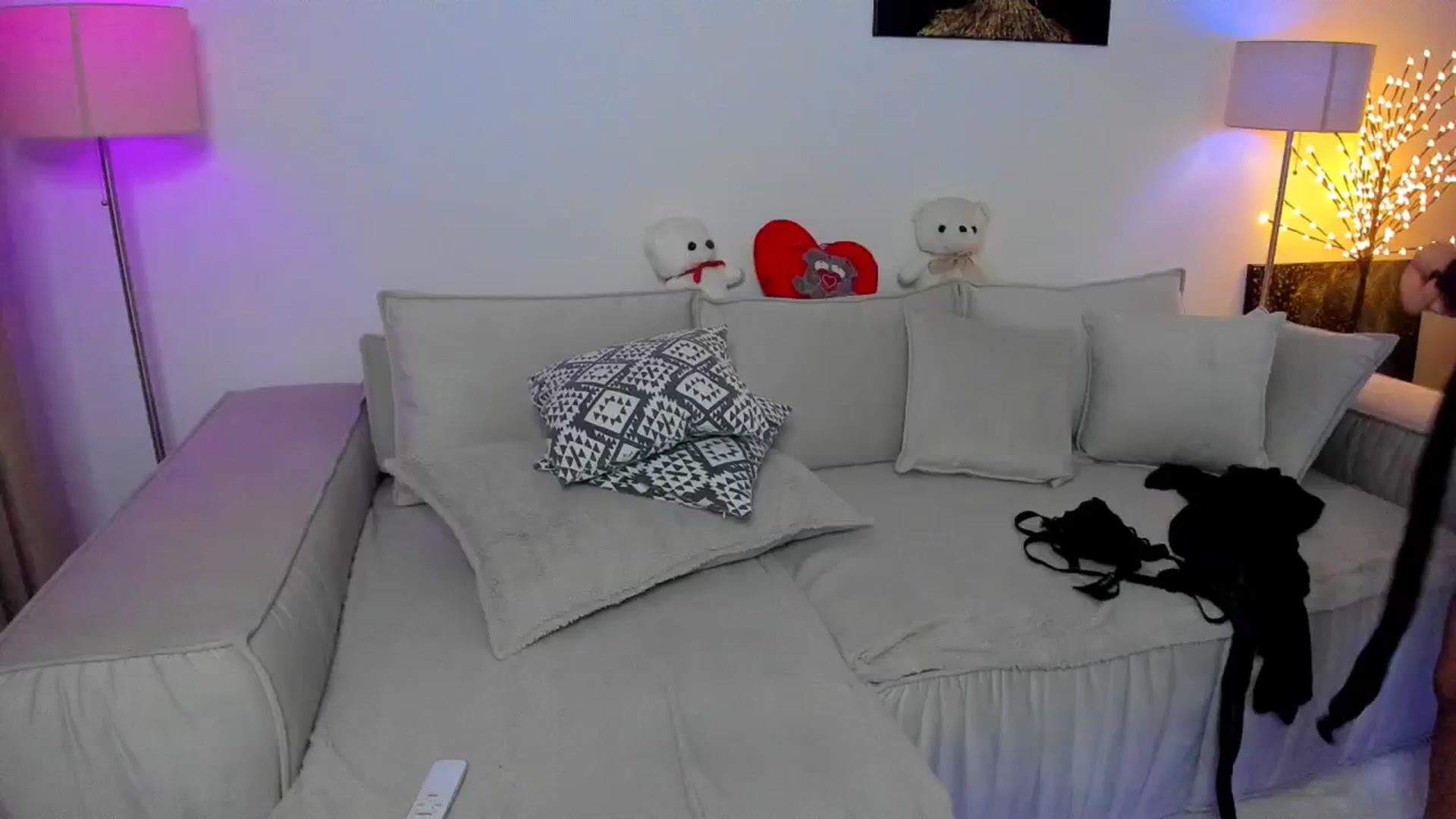 Gallery image thumbnail from KarlaStarx's myfreecams stream on, 11/10/2024, 02:58 image 8 of 20