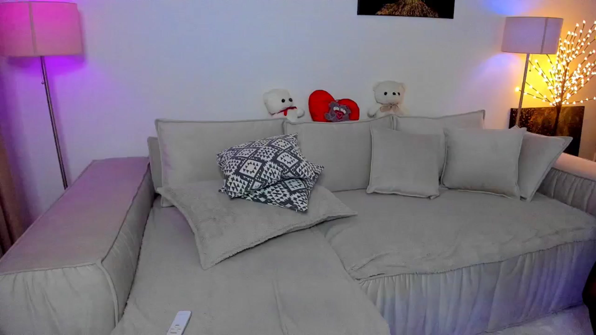 Gallery image thumbnail from KarlaStarx's myfreecams stream on, 11/10/2024, 02:58 image 9 of 20