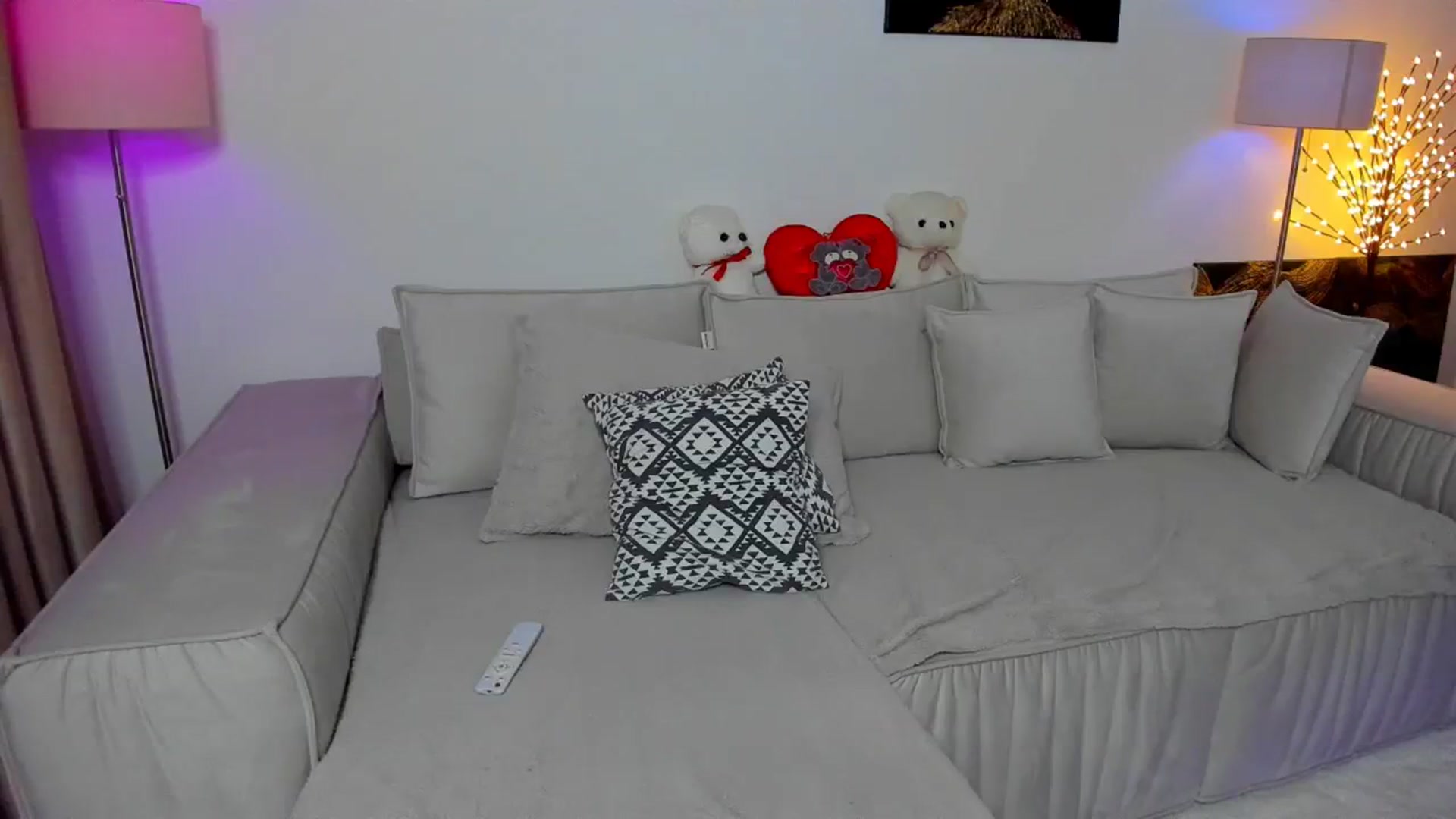 Gallery image thumbnail from KarlaStarx's myfreecams stream on, 11/23/2024, 01:44 image 11 of 20