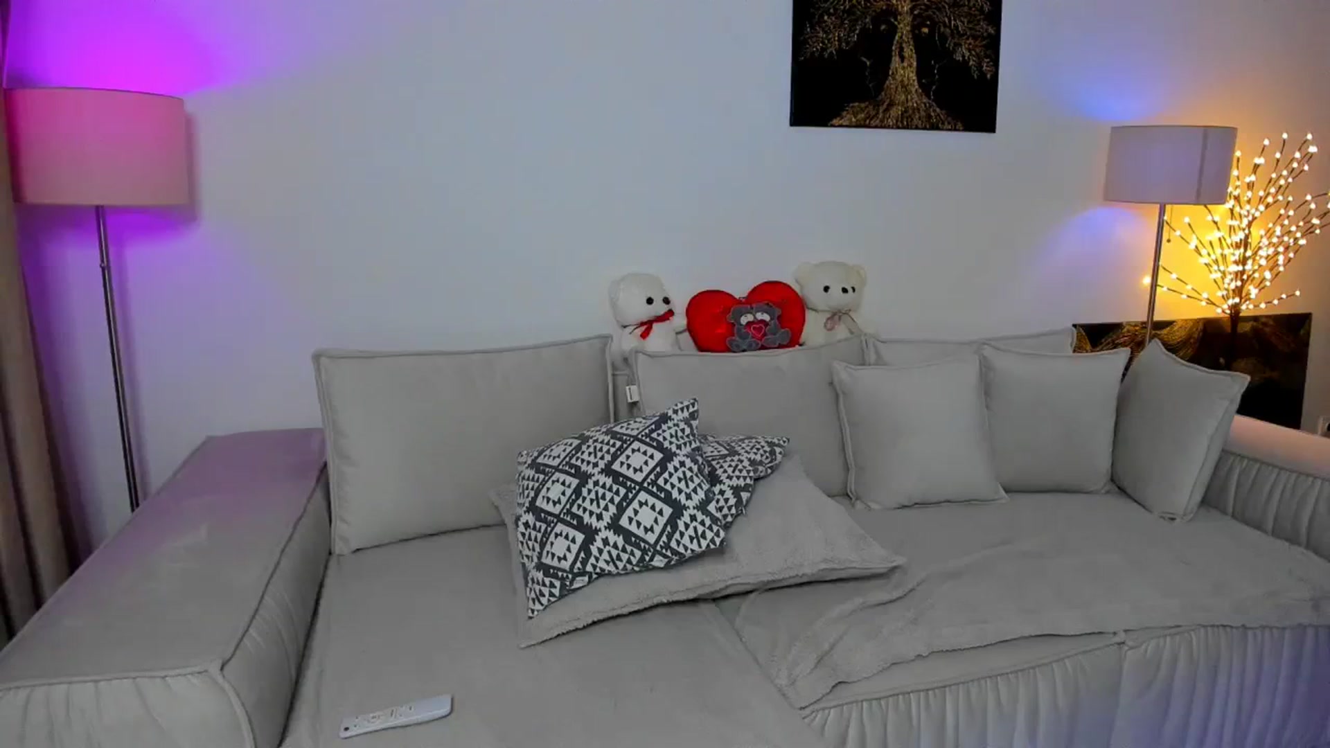 Gallery image thumbnail from KarlaStarx's myfreecams stream on, 11/23/2024, 03:43 image 11 of 20