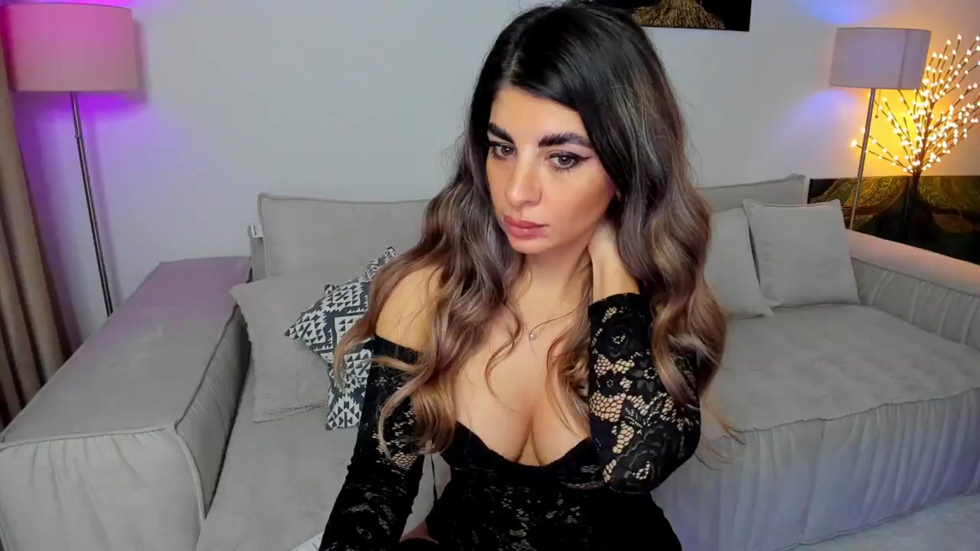 Gallery image thumbnail from KarlaStarx's myfreecams stream on, 11/24/2024, 05:57 image 7 of 20