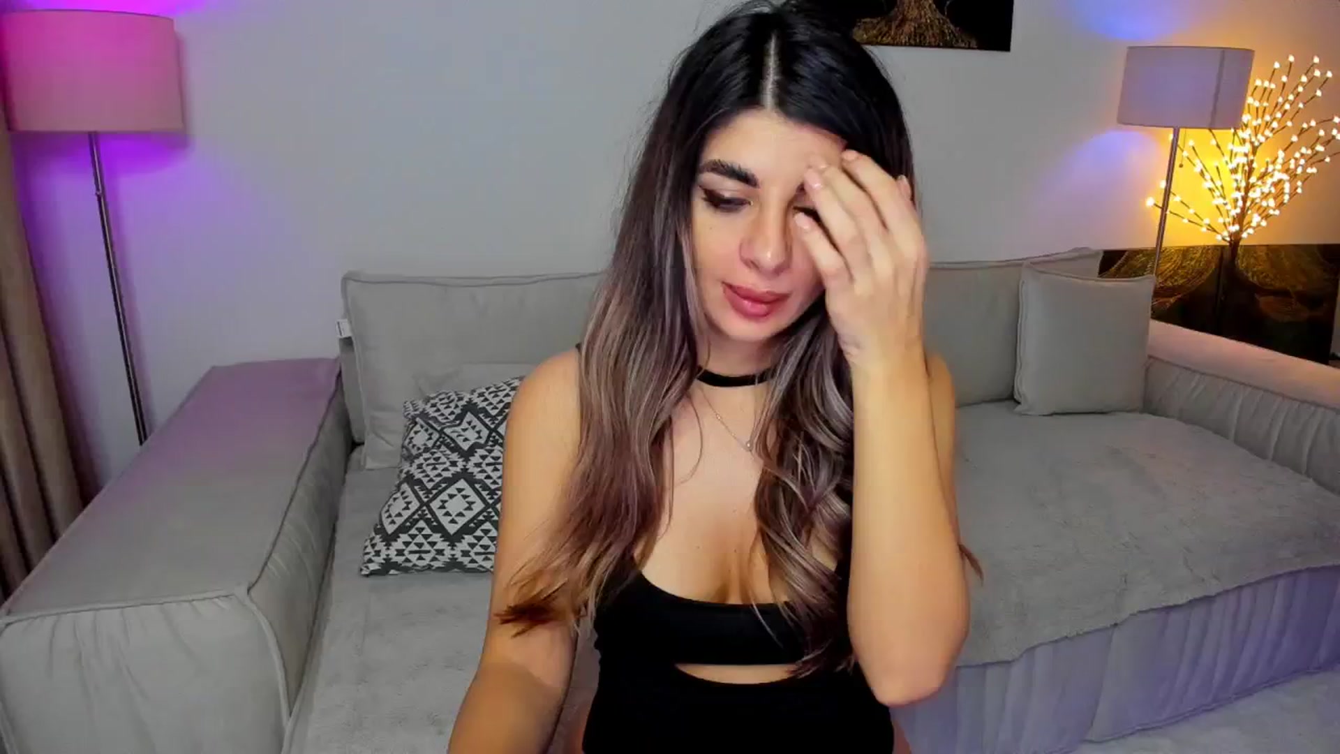 Gallery image thumbnail from KarlaStarx's myfreecams stream on, 11/30/2024, 05:01 image 10 of 20